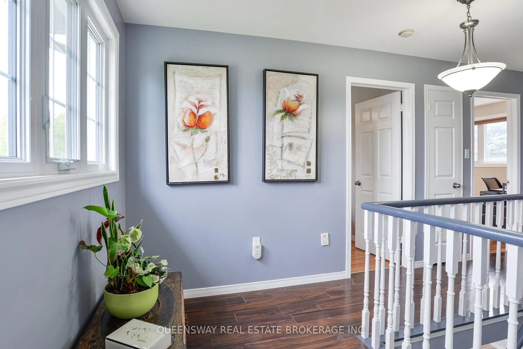 Photo 11 of 10 Lewis Drive, Orillia — HOMEH