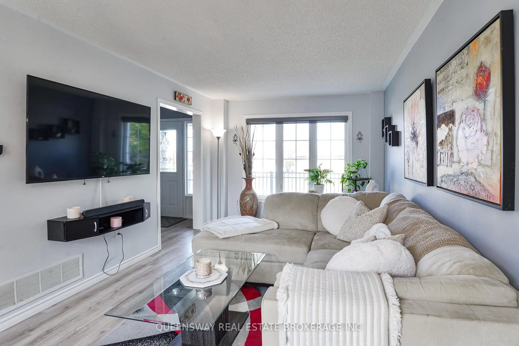 Photo 17 of 10 Lewis Drive, Orillia — HOMEH