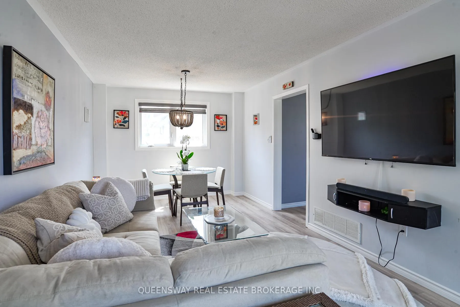 Photo 19 of 10 Lewis Drive, Orillia — HOMEH