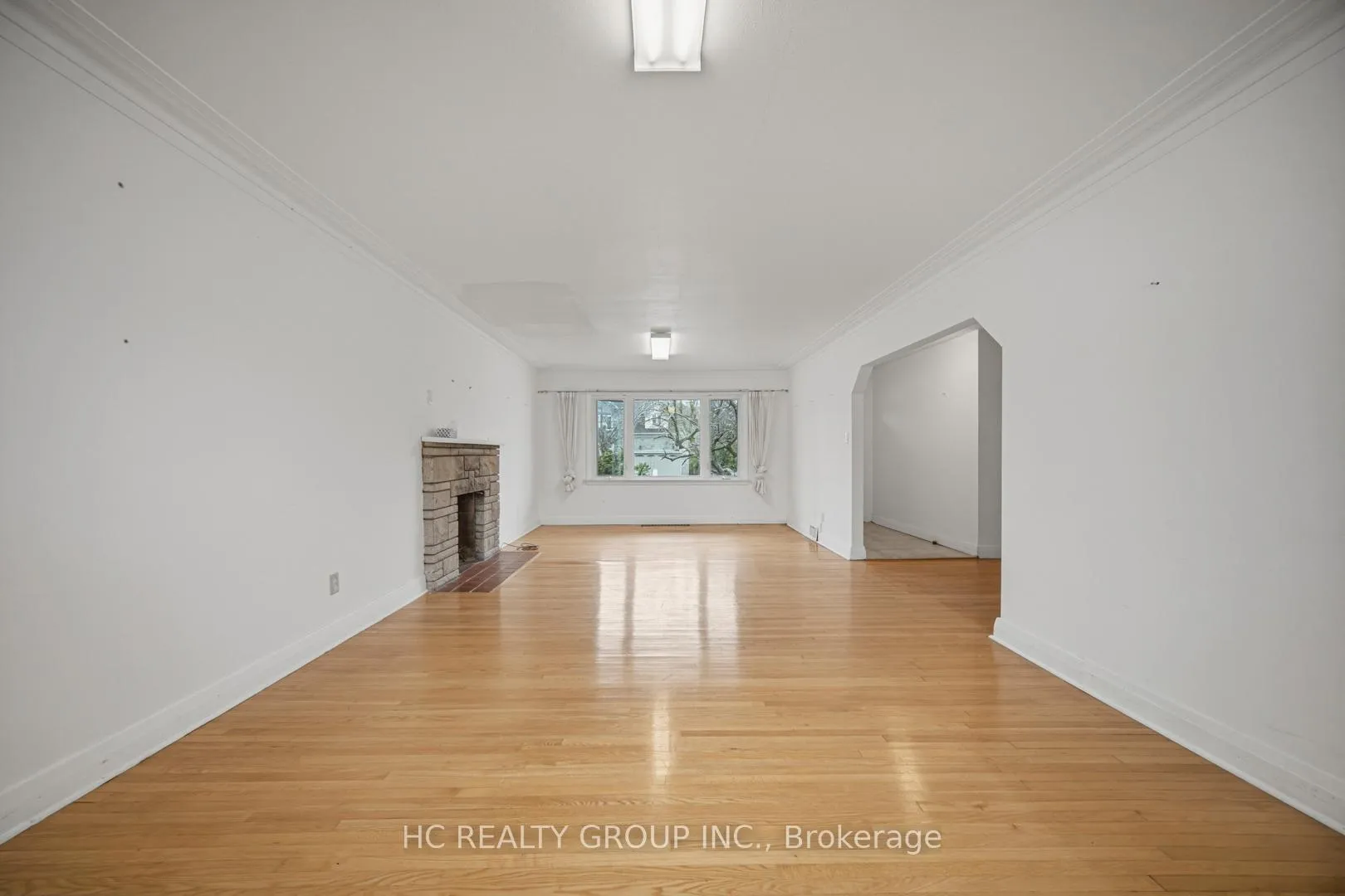 Photo 9 of 5 Grandview Boulevard, Markham, Bullock — HOMEH