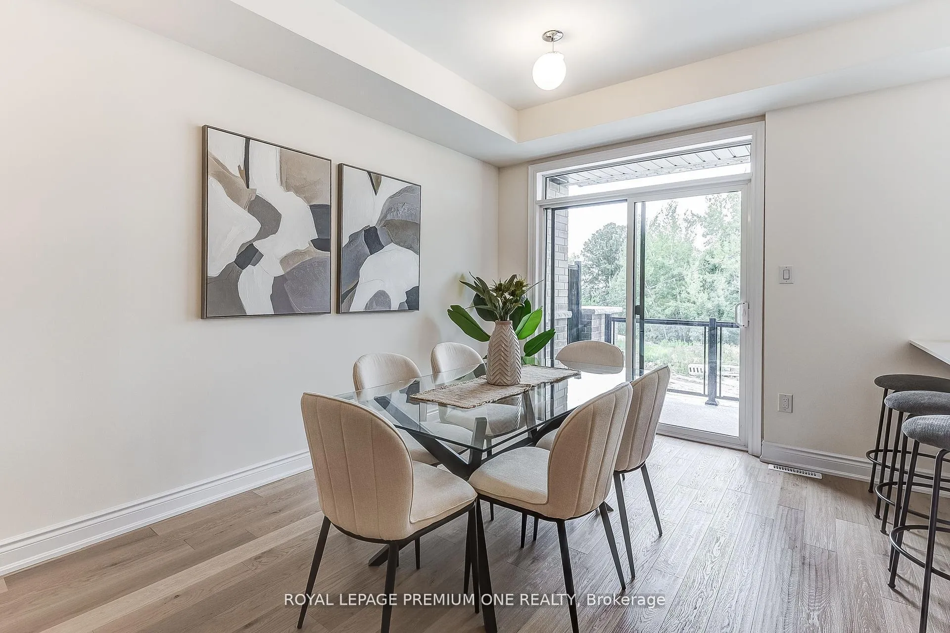 Photo 14 of 110 Thule Street, Vaughan, Vellore Village — HOMEH