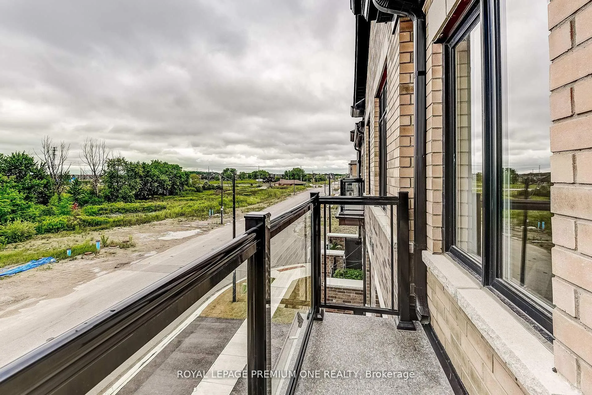 Photo 36 of 110 Thule Street, Vaughan, Vellore Village — HOMEH