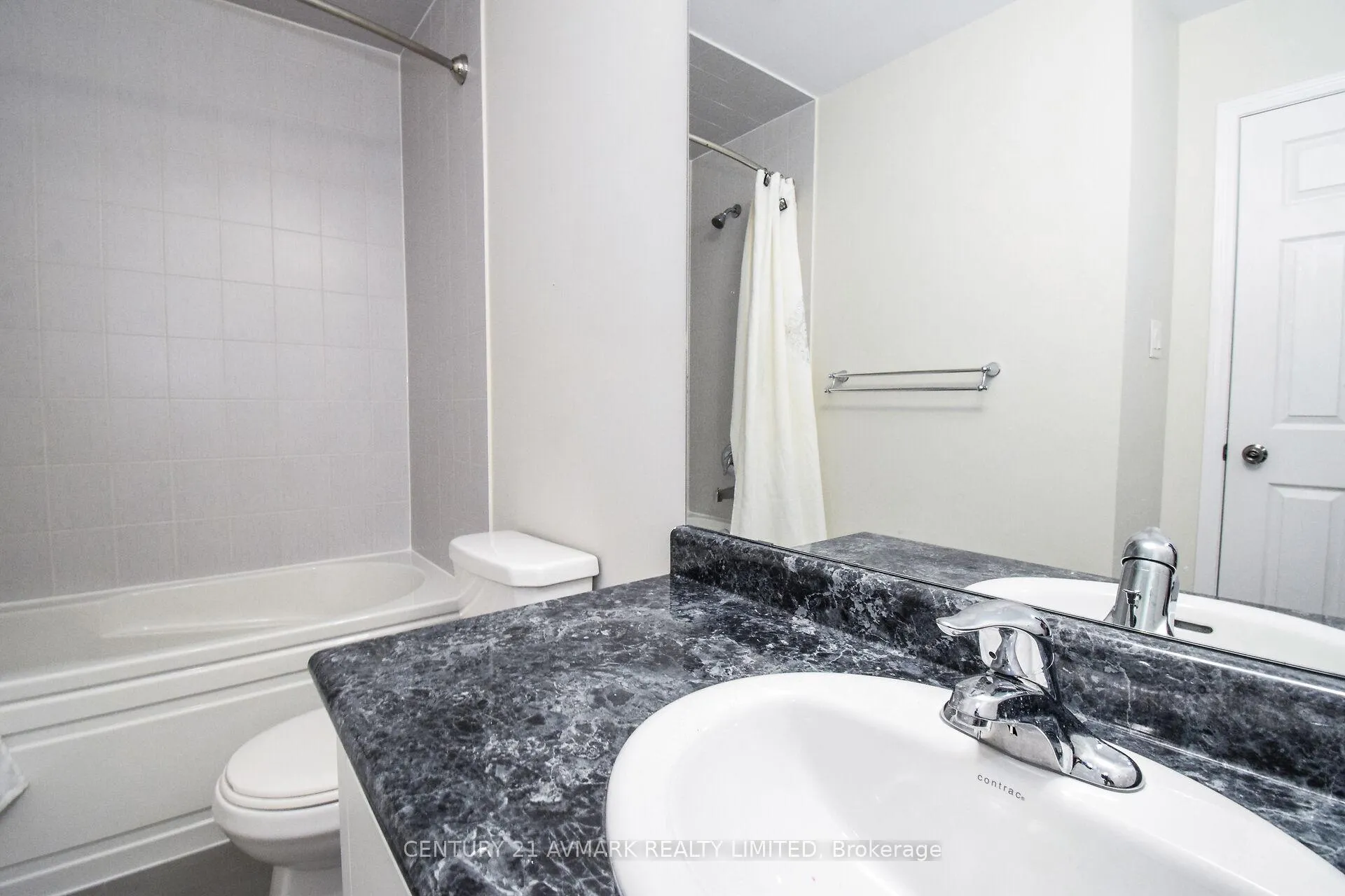 Photo 17 of 7719 Buckeye Crescent, Niagara Falls, Brown — HOMEH