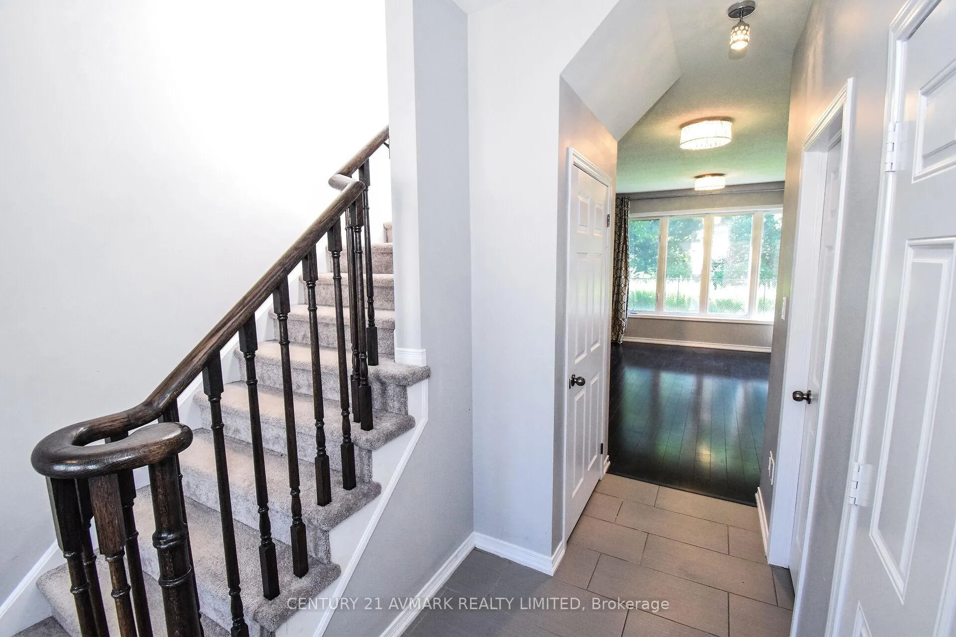 Photo 29 of 7719 Buckeye Crescent, Niagara Falls, Brown — HOMEH