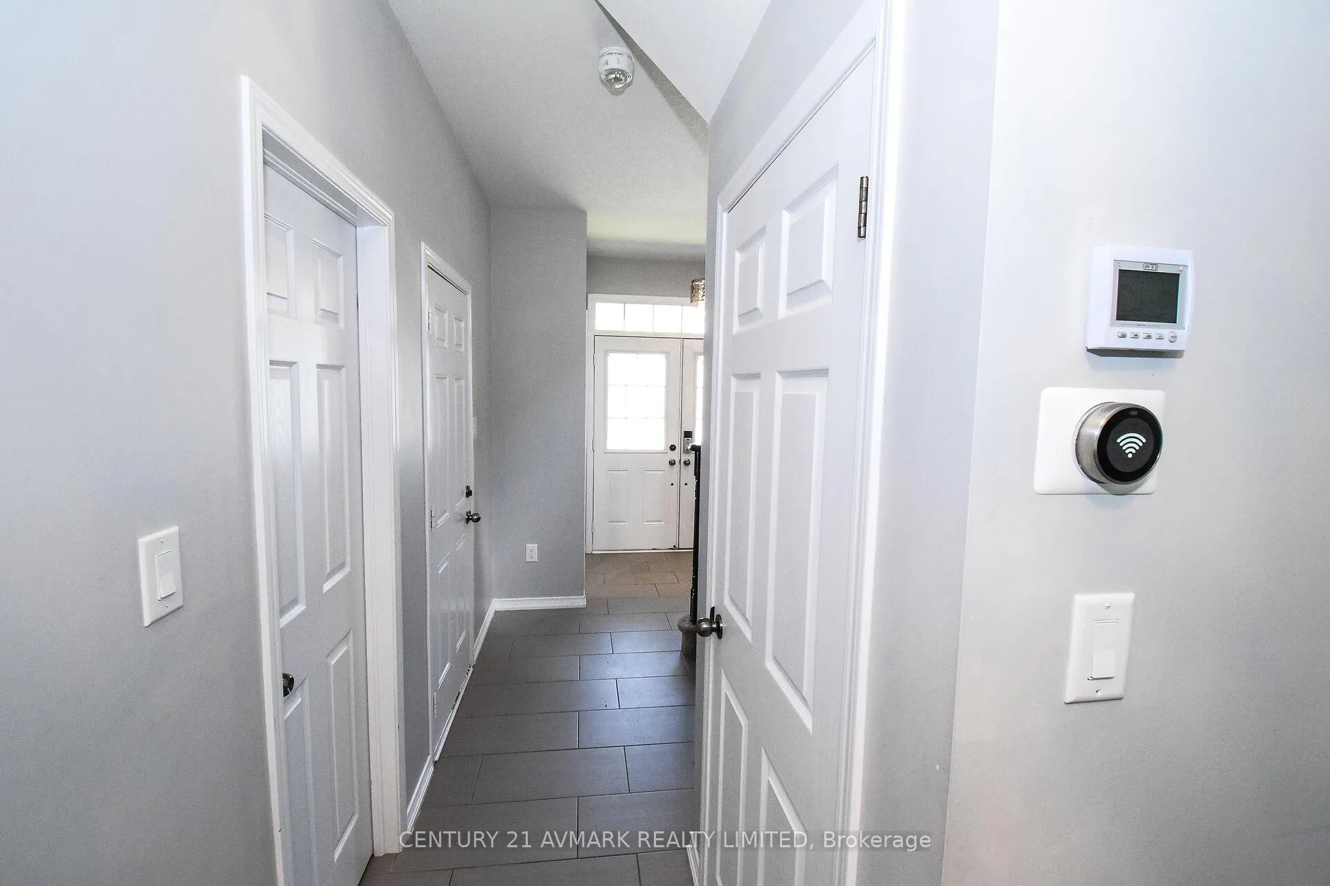 Photo 43 of 7719 Buckeye Crescent, Niagara Falls, Brown — HOMEH