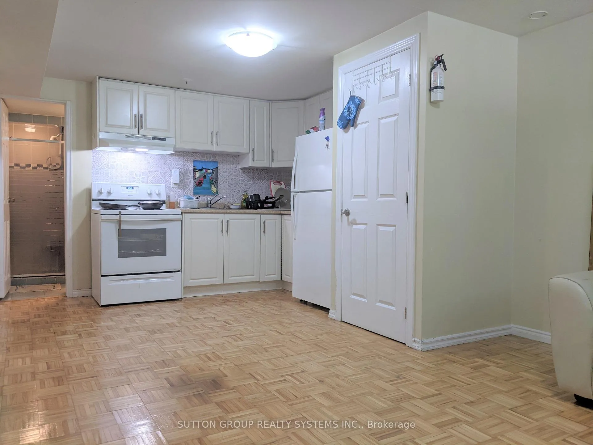 Photo 4 of Unit B2, 241 Country Hill Drive, Kitchener — HOMEH
