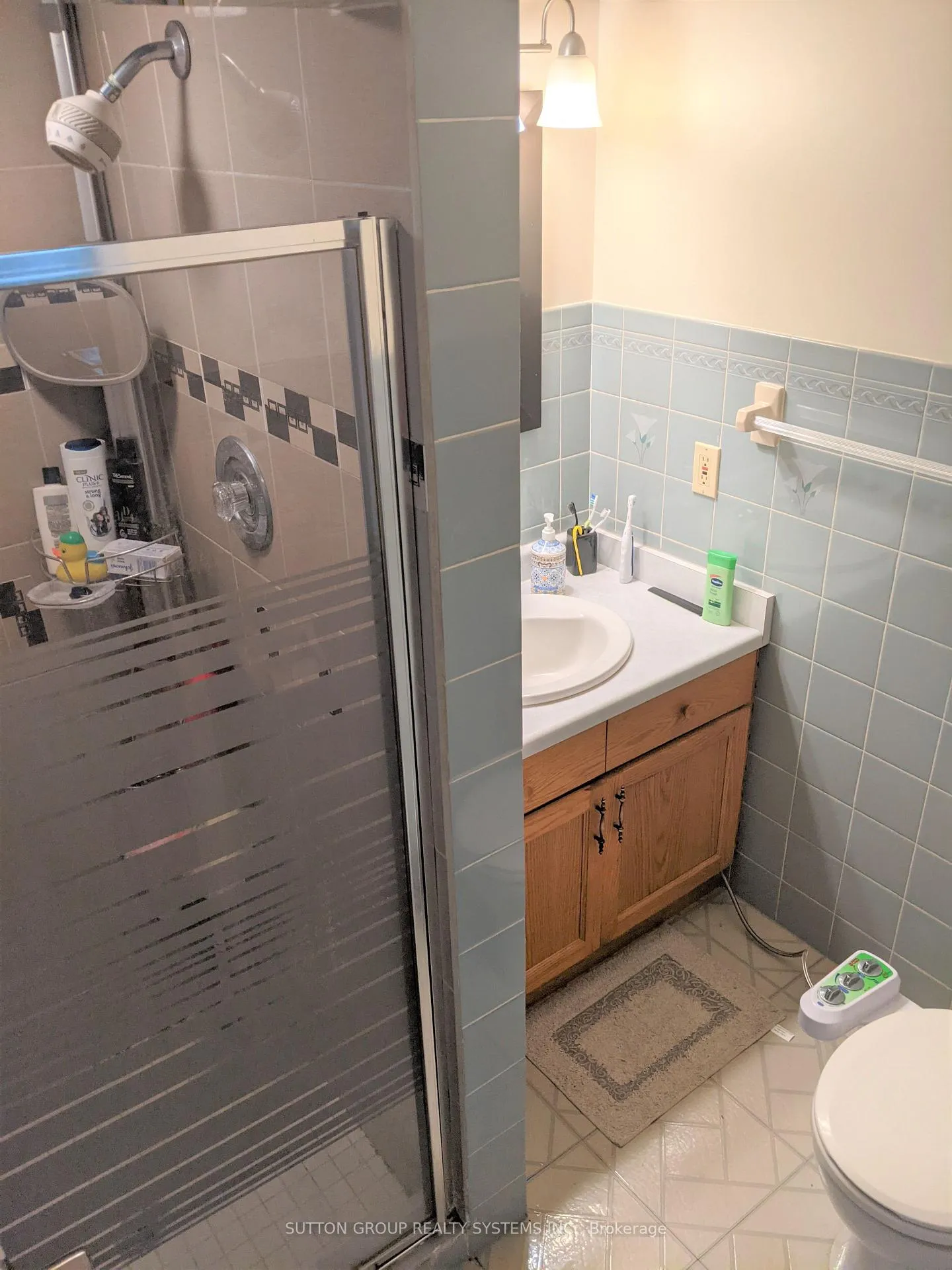 Photo 5 of Unit B2, 241 Country Hill Drive, Kitchener — HOMEH