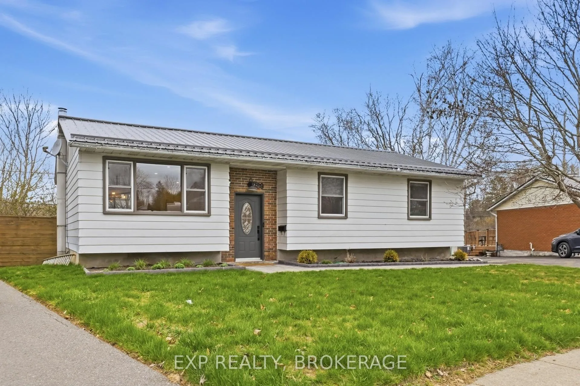 Photo 1 of 789 Aylmer Crescent, Kingston, South of Taylor-Kidd Blvd — HOMEH
