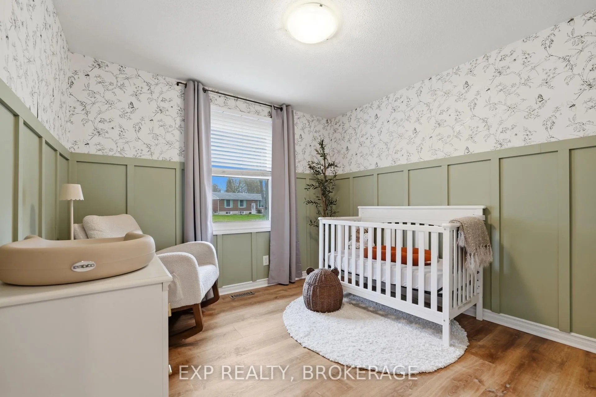 Photo 15 of 789 Aylmer Crescent, Kingston, South of Taylor-Kidd Blvd — HOMEH