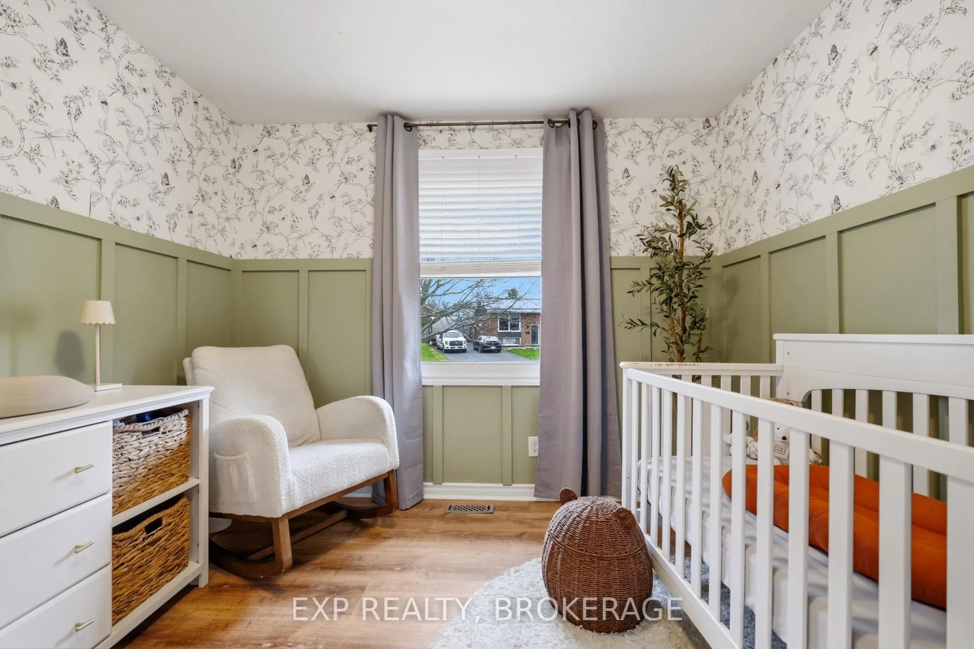 Photo 16 of 789 Aylmer Crescent, Kingston, South of Taylor-Kidd Blvd — HOMEH