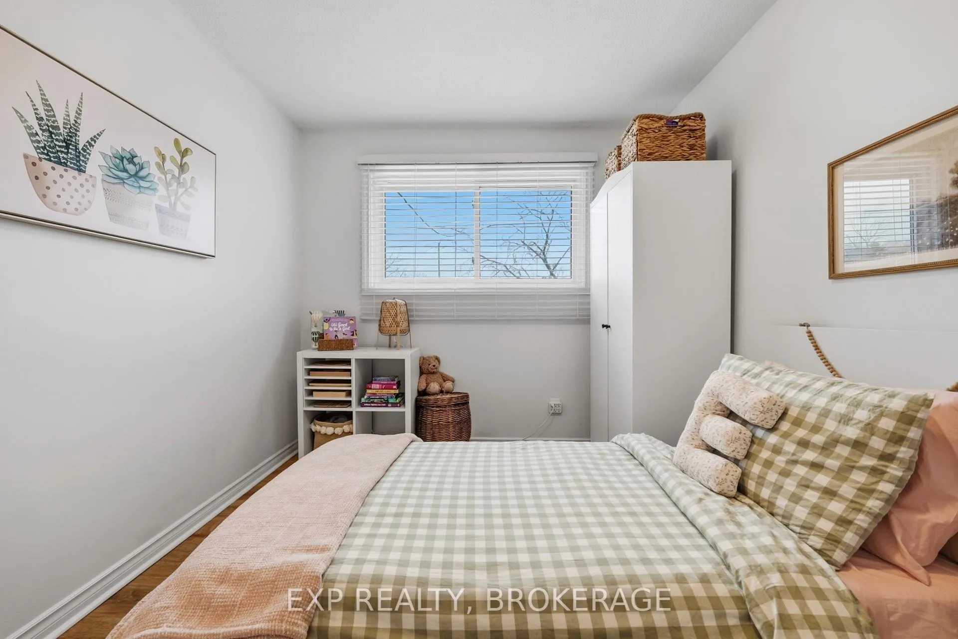 Photo 20 of 789 Aylmer Crescent, Kingston, South of Taylor-Kidd Blvd — HOMEH