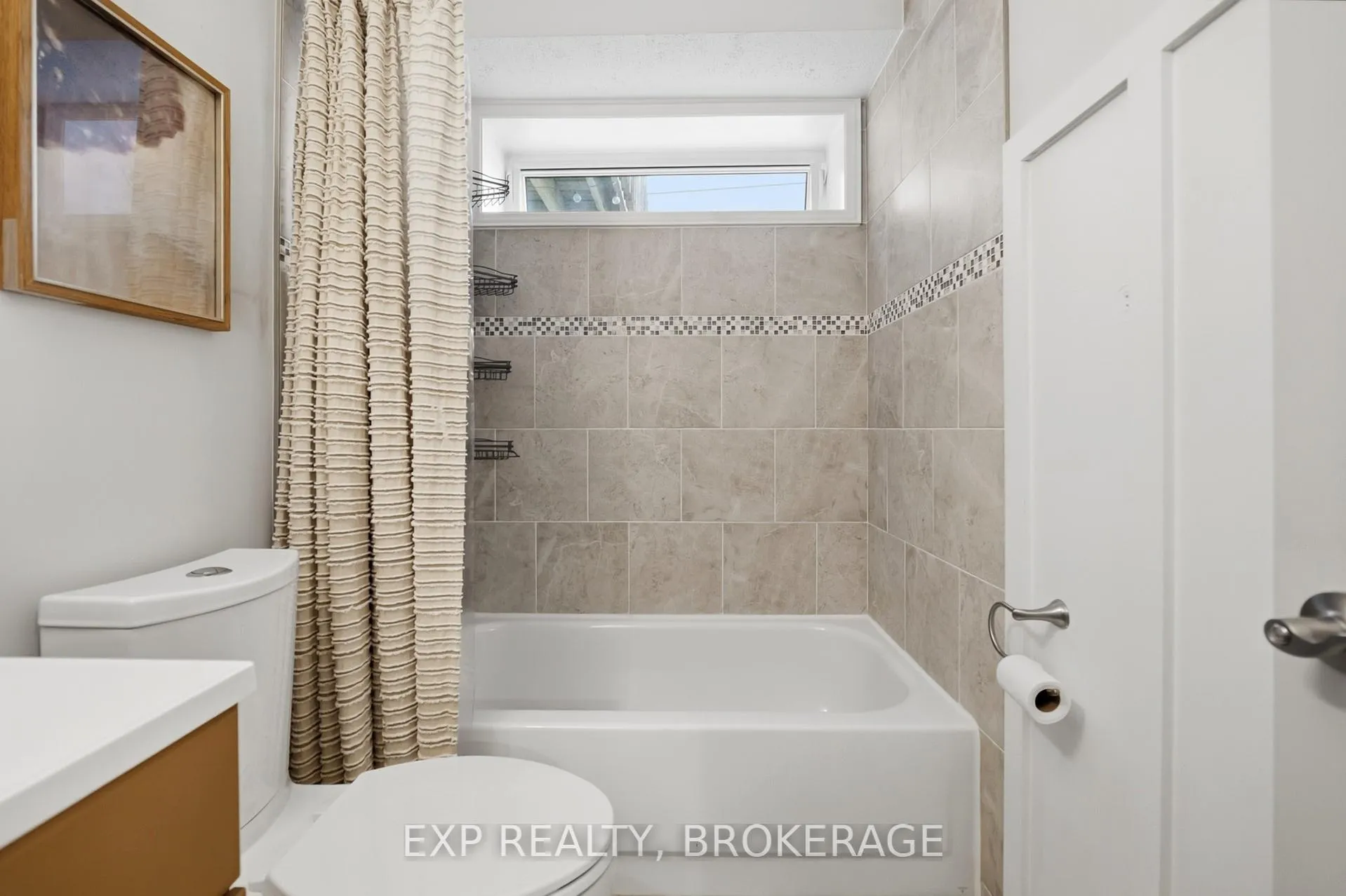 Photo 34 of 789 Aylmer Crescent, Kingston, South of Taylor-Kidd Blvd — HOMEH