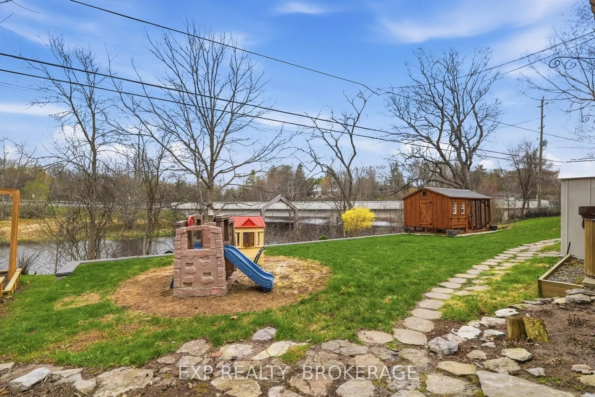 Photo 40 of 789 Aylmer Crescent, Kingston, South of Taylor-Kidd Blvd — HOMEH