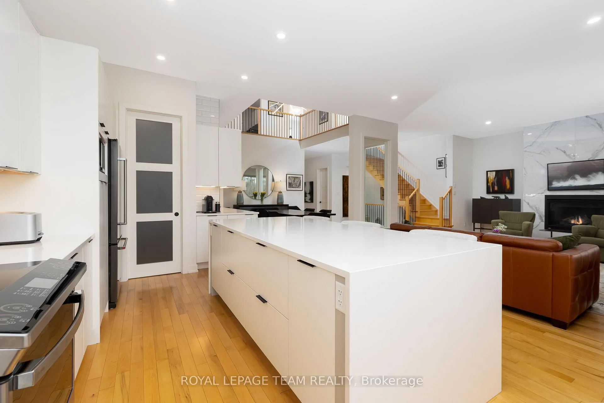 Photo 12 of 136 Escarpment Crescent, Ottawa, Kanata - Kanata Lakes/Heritage Hills — HOMEH