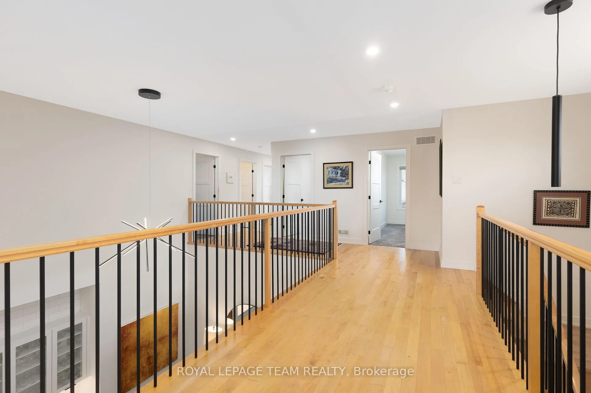 Photo 19 of 136 Escarpment Crescent, Ottawa, Kanata - Kanata Lakes/Heritage Hills — HOMEH