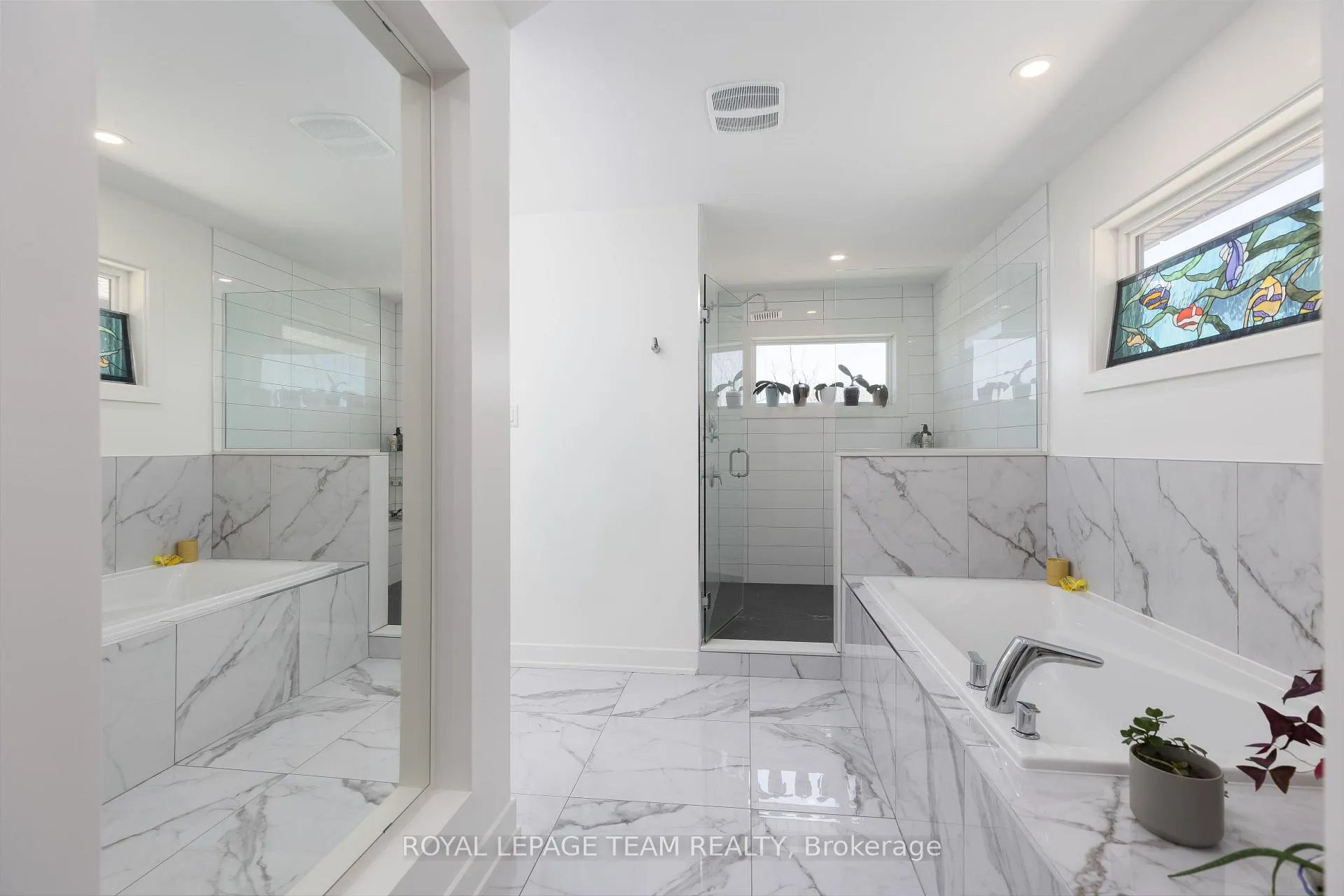 Photo 25 of 136 Escarpment Crescent, Ottawa, Kanata - Kanata Lakes/Heritage Hills — HOMEH