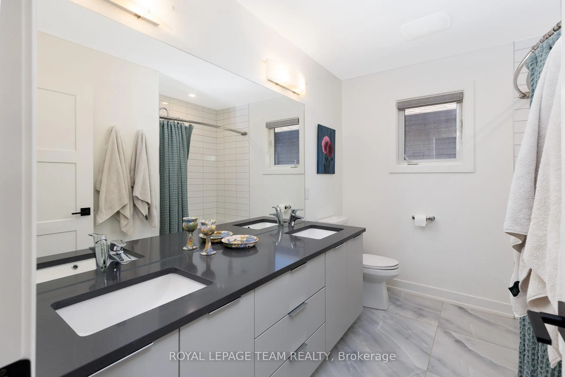 Photo 34 of 136 Escarpment Crescent, Ottawa, Kanata - Kanata Lakes/Heritage Hills — HOMEH