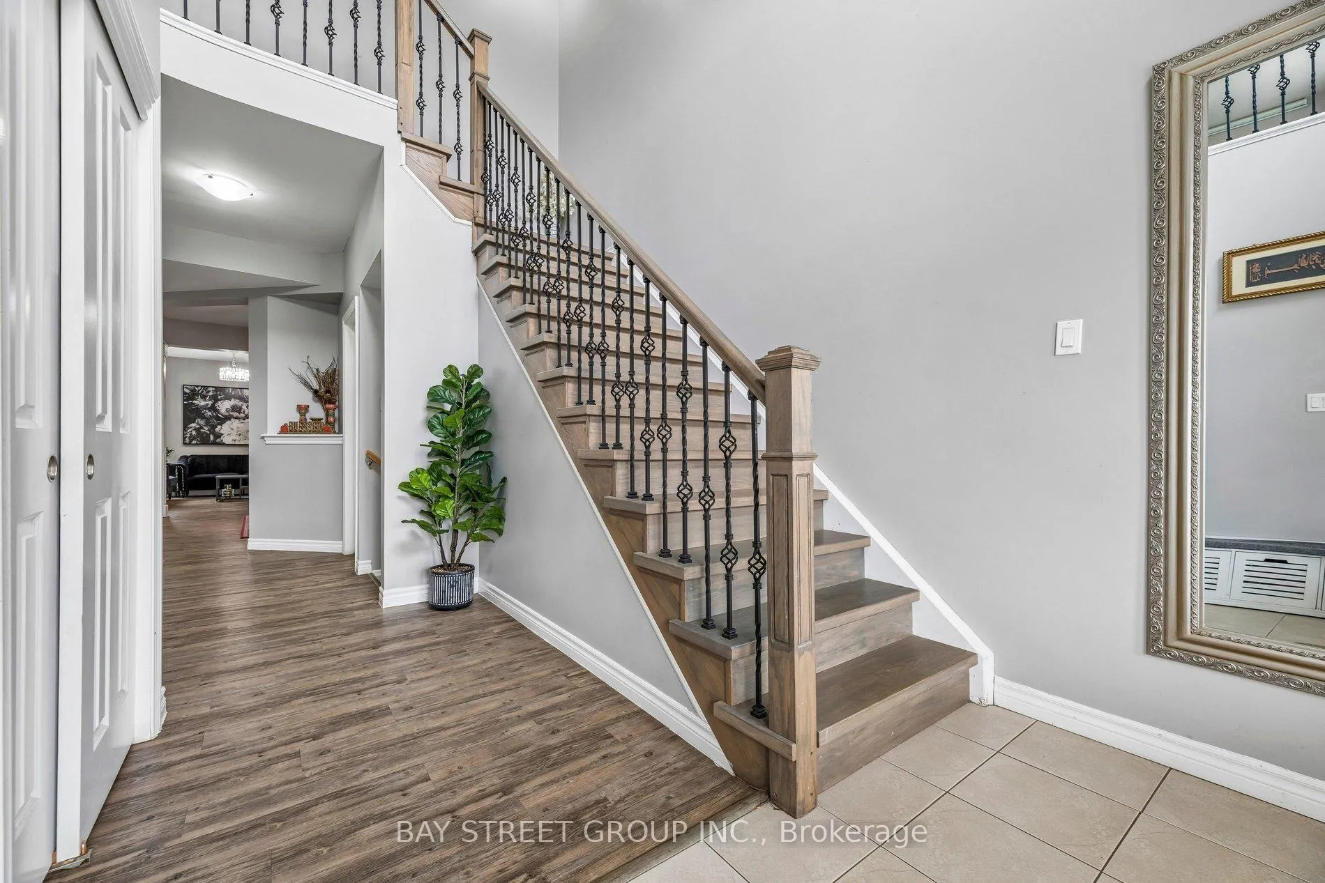 Photo 5 of 734 Sawmill Road E, Peterborough, Northcrest Ward 5 — HOMEH