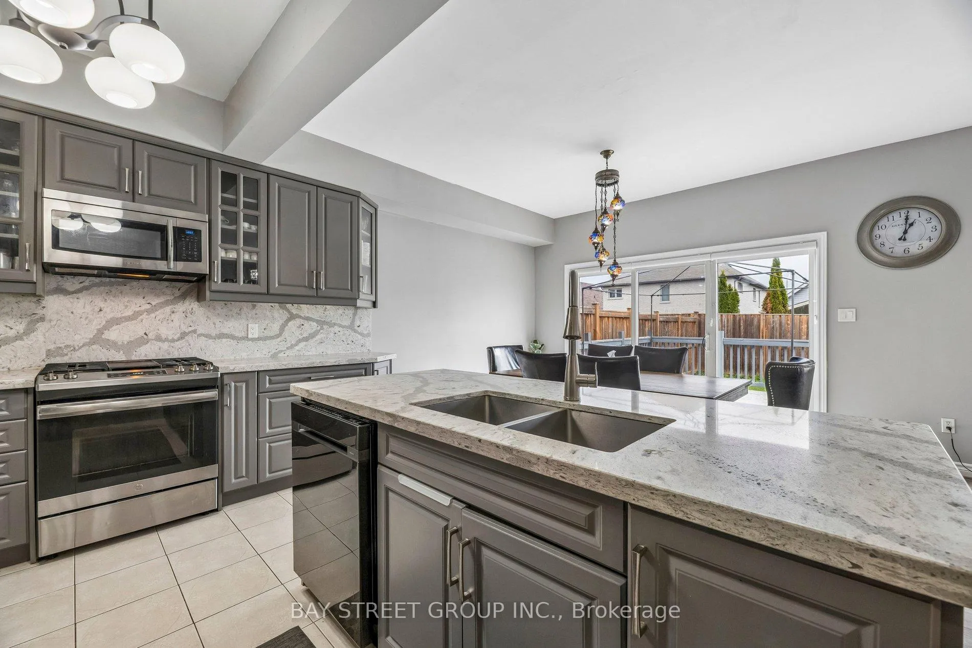 Photo 20 of 734 Sawmill Road E, Peterborough, Northcrest Ward 5 — HOMEH