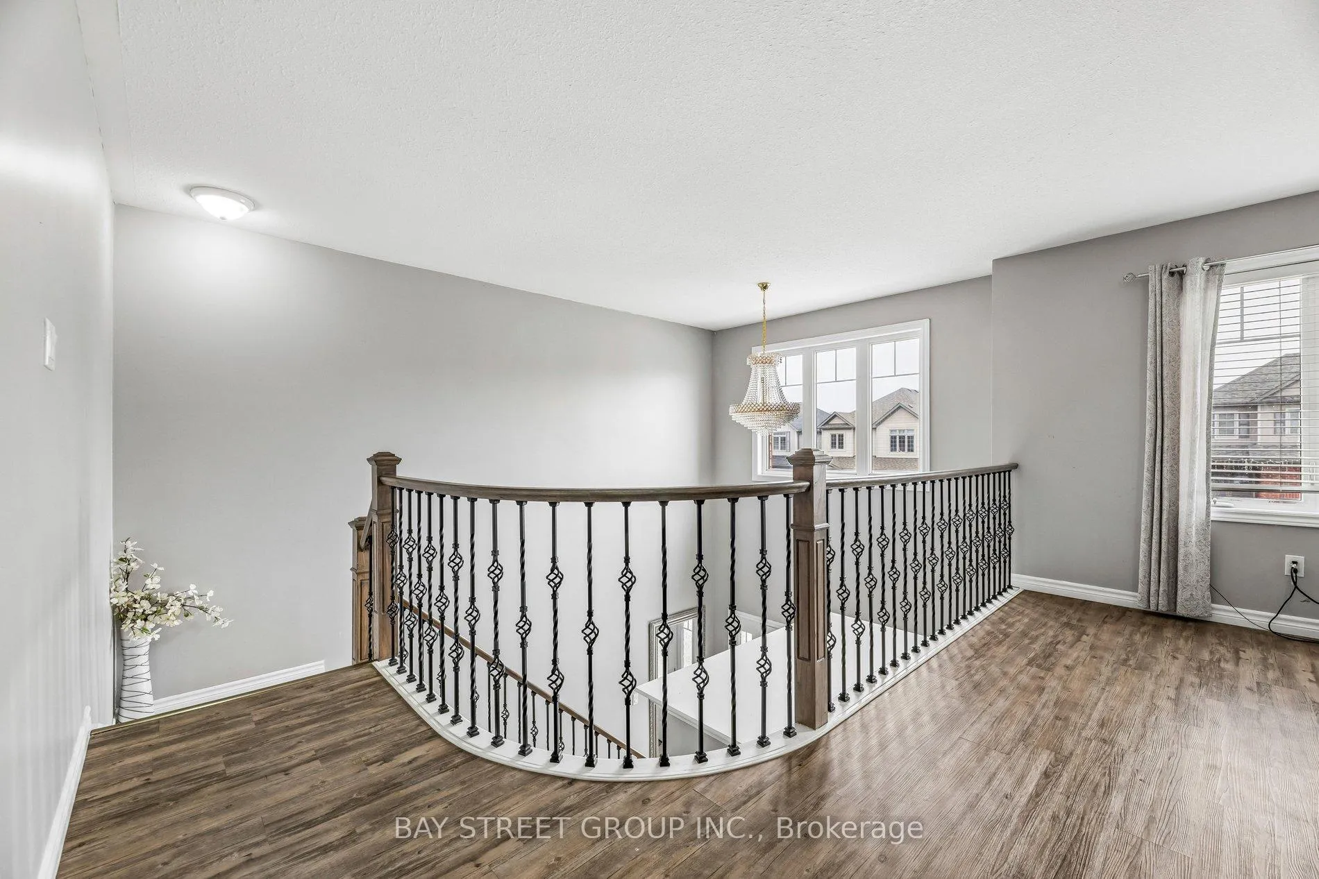 Photo 23 of 734 Sawmill Road E, Peterborough, Northcrest Ward 5 — HOMEH