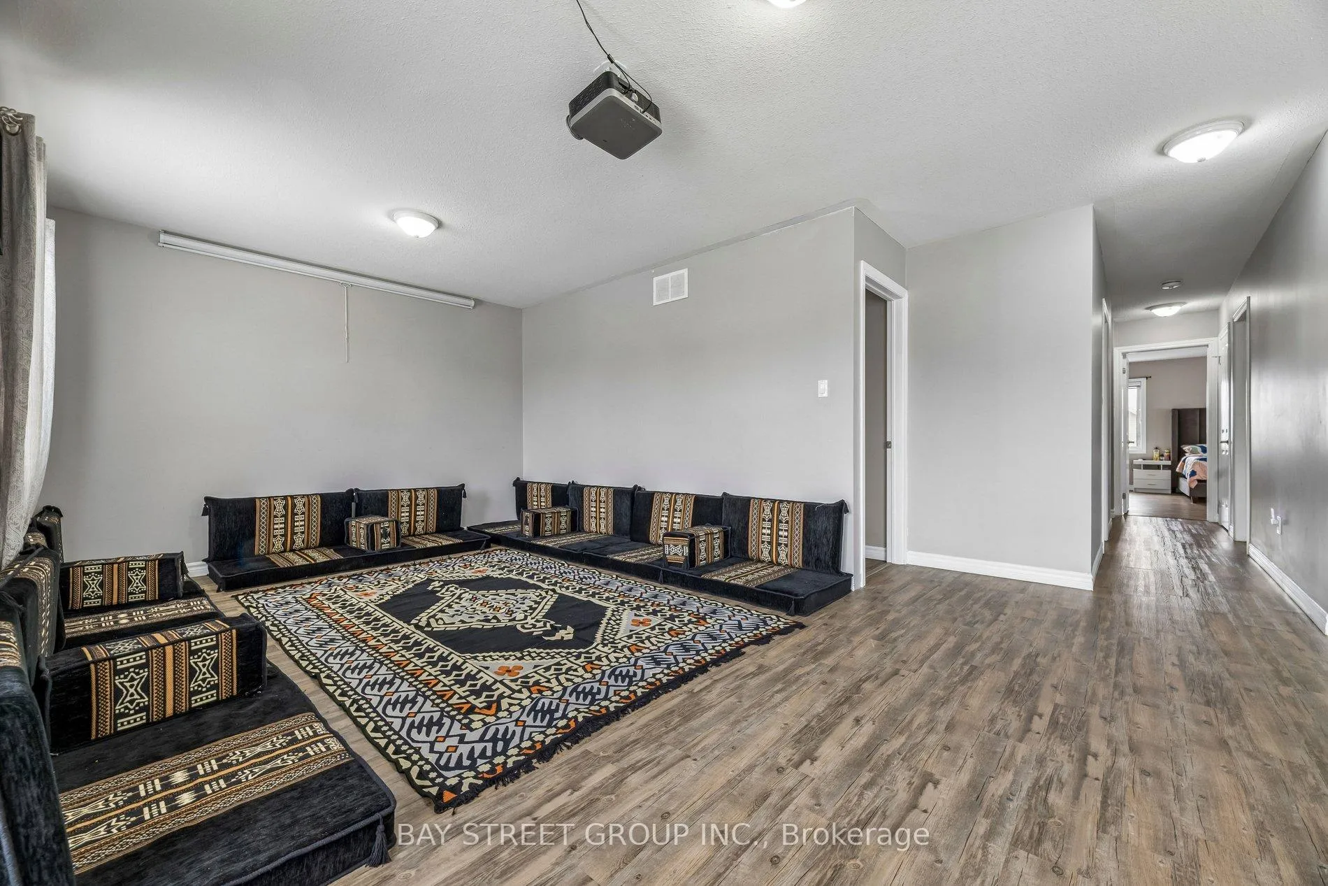 Photo 25 of 734 Sawmill Road E, Peterborough, Northcrest Ward 5 — HOMEH
