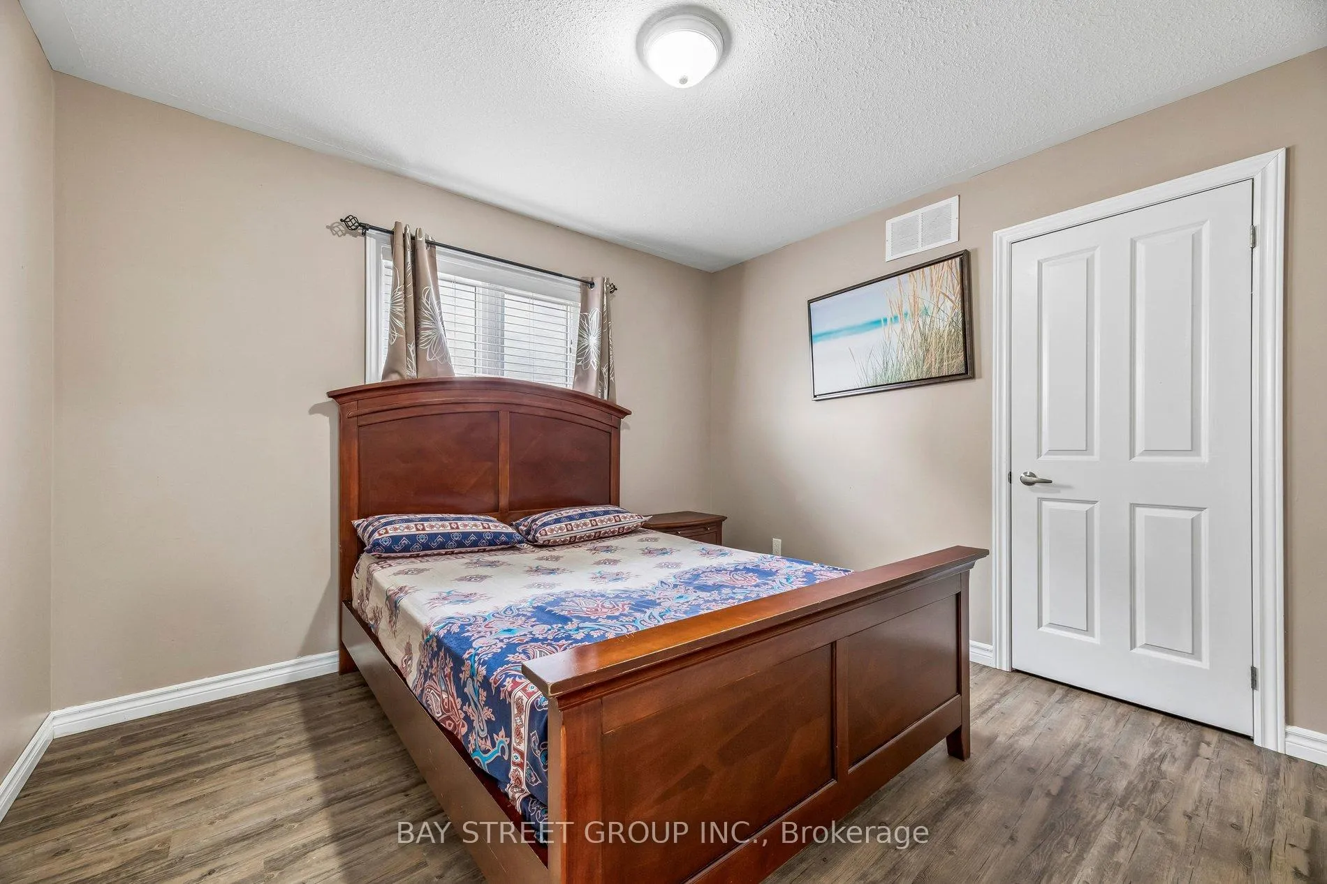 Photo 27 of 734 Sawmill Road E, Peterborough, Northcrest Ward 5 — HOMEH
