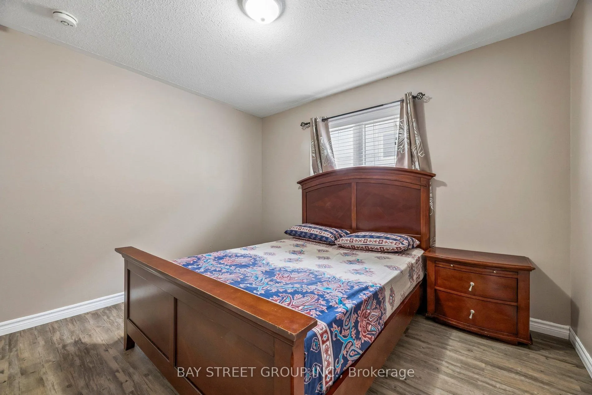 Photo 28 of 734 Sawmill Road E, Peterborough, Northcrest Ward 5 — HOMEH