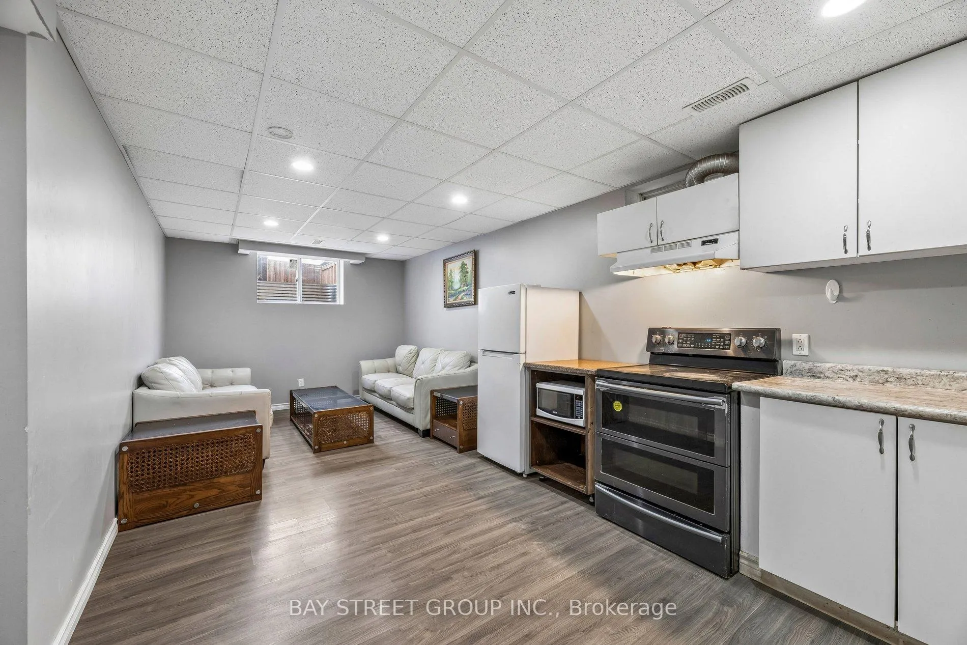Photo 40 of 734 Sawmill Road E, Peterborough, Northcrest Ward 5 — HOMEH