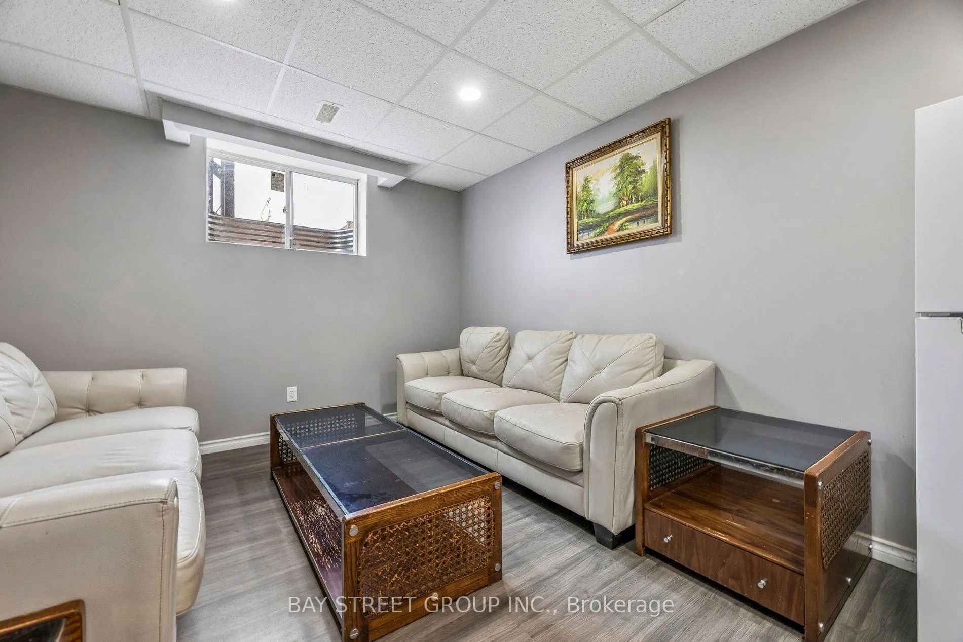 Photo 41 of 734 Sawmill Road E, Peterborough, Northcrest Ward 5 — HOMEH