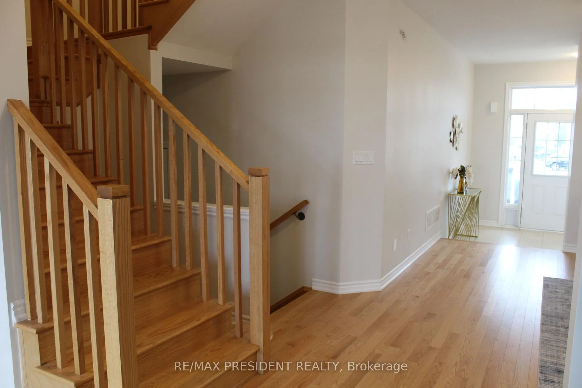 Photo 11 of 83 Brethet Heights, New Tecumseth, Rural New Tecumseth — HOMEH