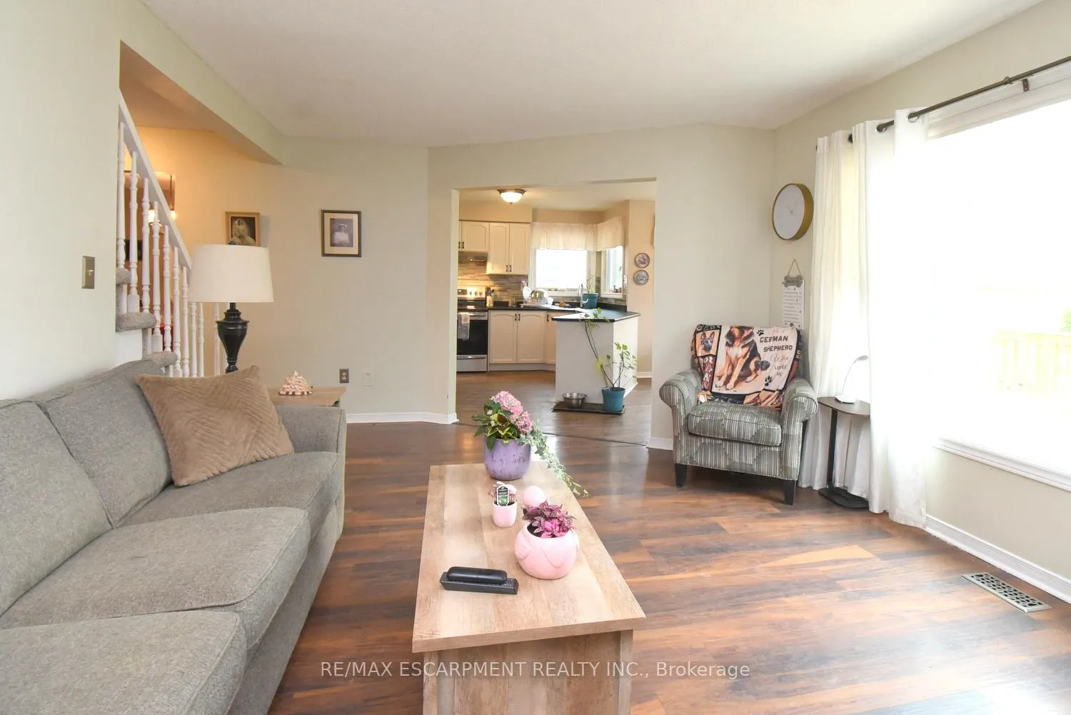 Photo 12 of 50 Buchanan Drive, Haldimand — HOMEH