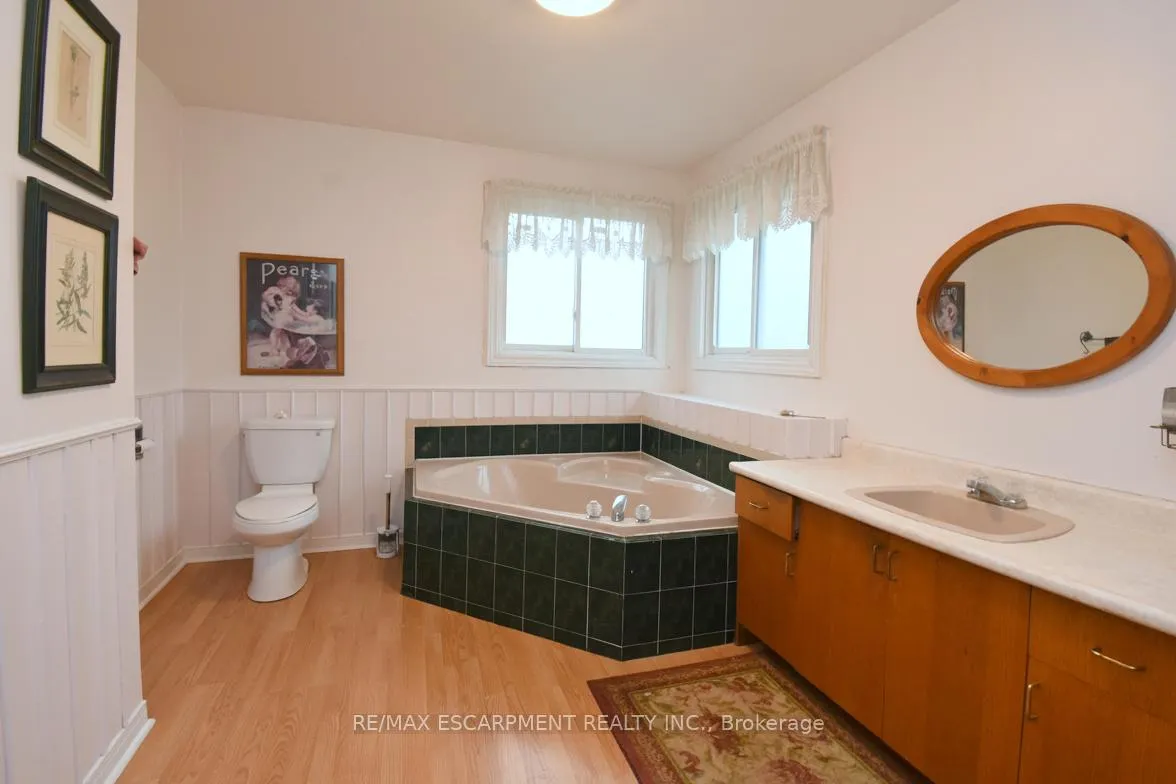 Photo 20 of 50 Buchanan Drive, Haldimand — HOMEH