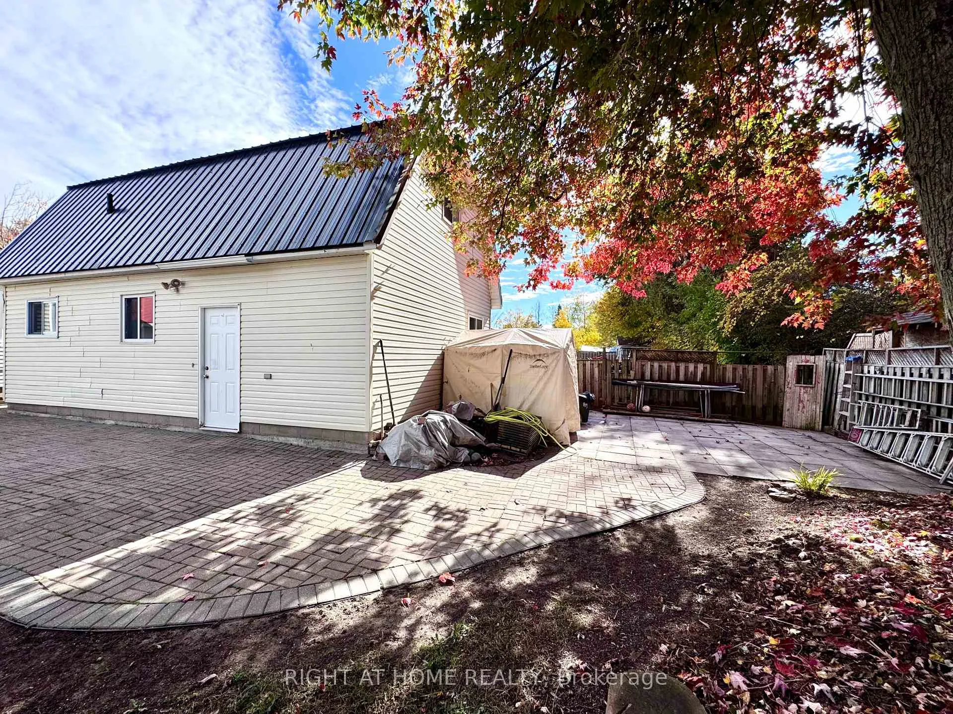 Photo 14 of 3392 Coronation Avenue, Severn, West Shore — HOMEH
