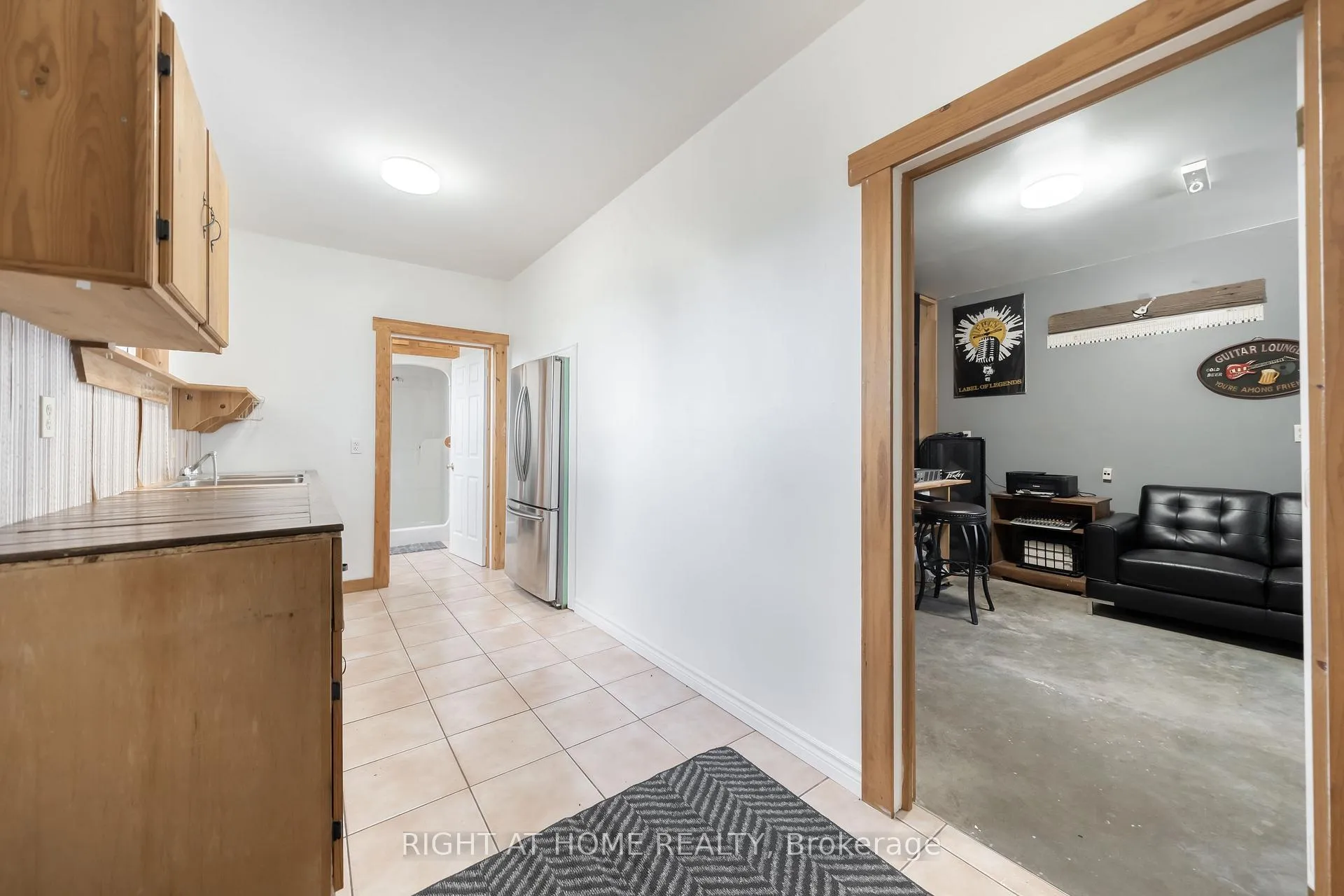 Photo 28 of 3392 Coronation Avenue, Severn, West Shore — HOMEH