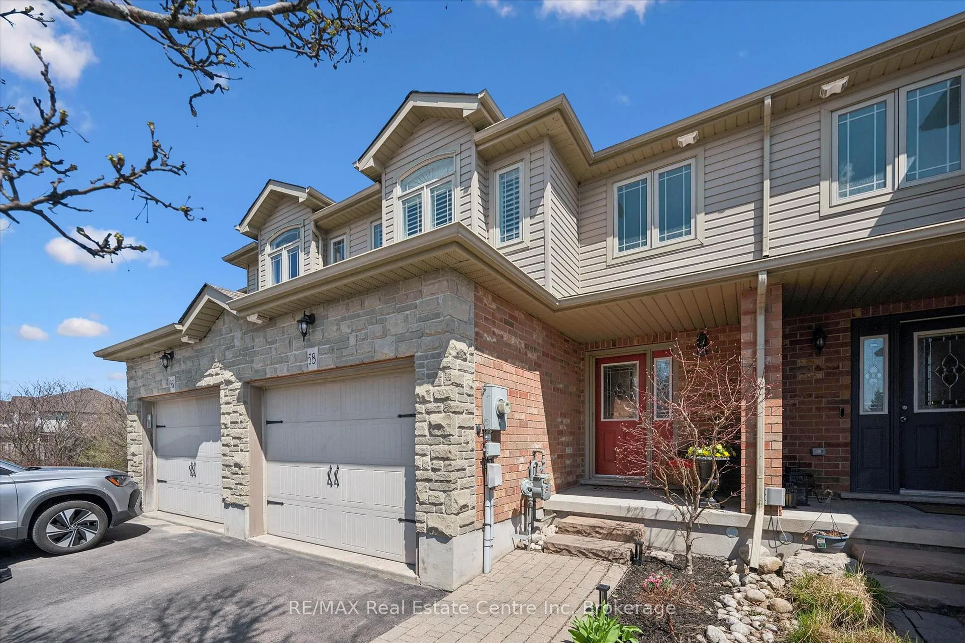 Photo 1 of 58 Clough Crescent, Guelph, Pineridge/Westminster Woods — HOMEH