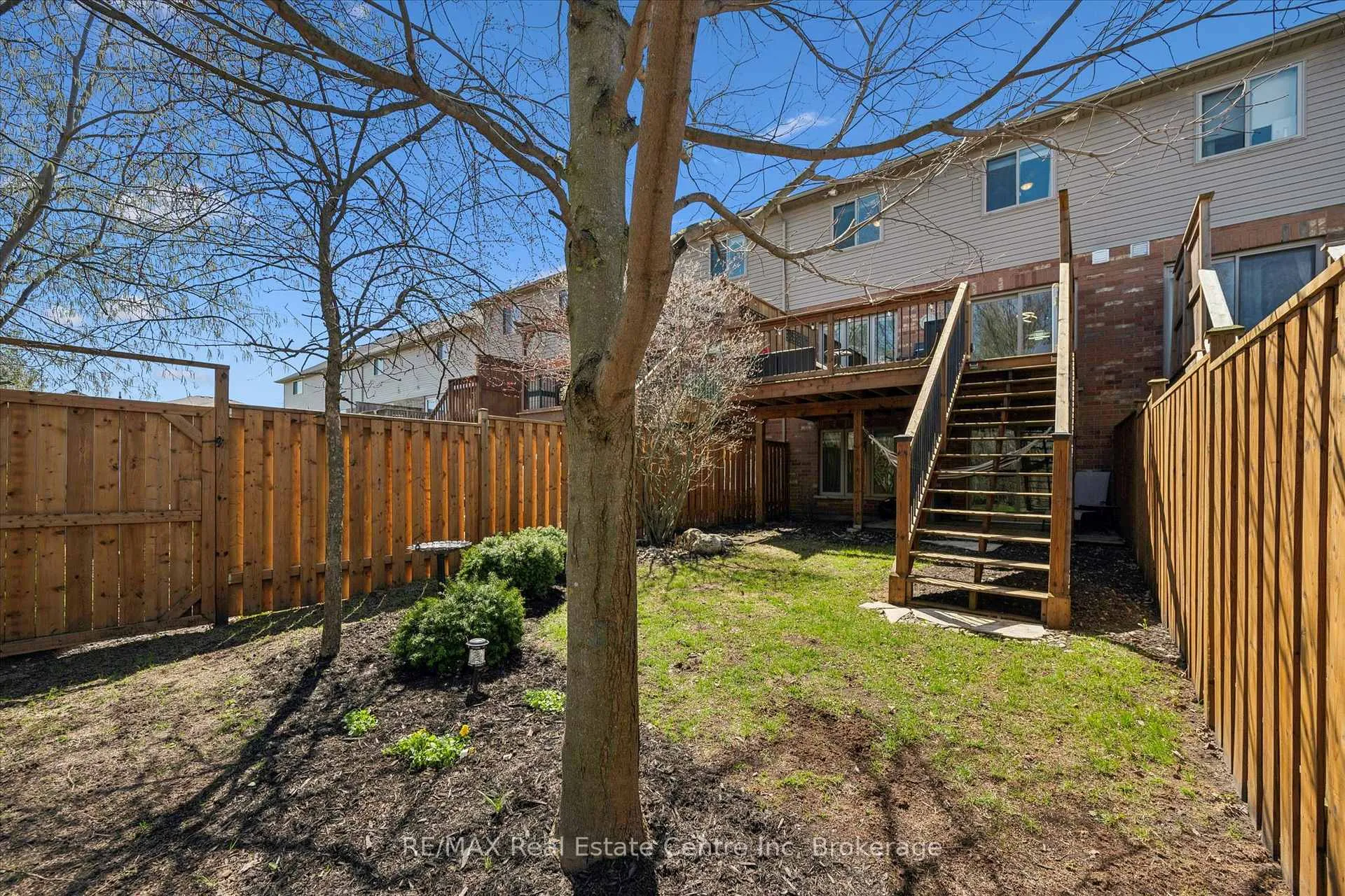 Photo 35 of 58 Clough Crescent, Guelph, Pineridge/Westminster Woods — HOMEH