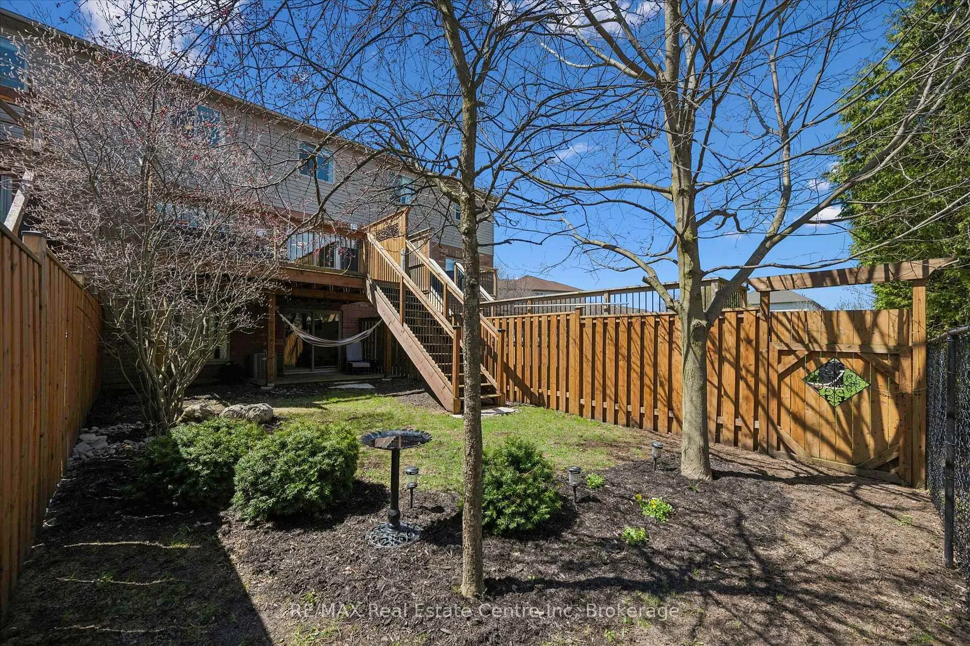 Photo 36 of 58 Clough Crescent, Guelph, Pineridge/Westminster Woods — HOMEH