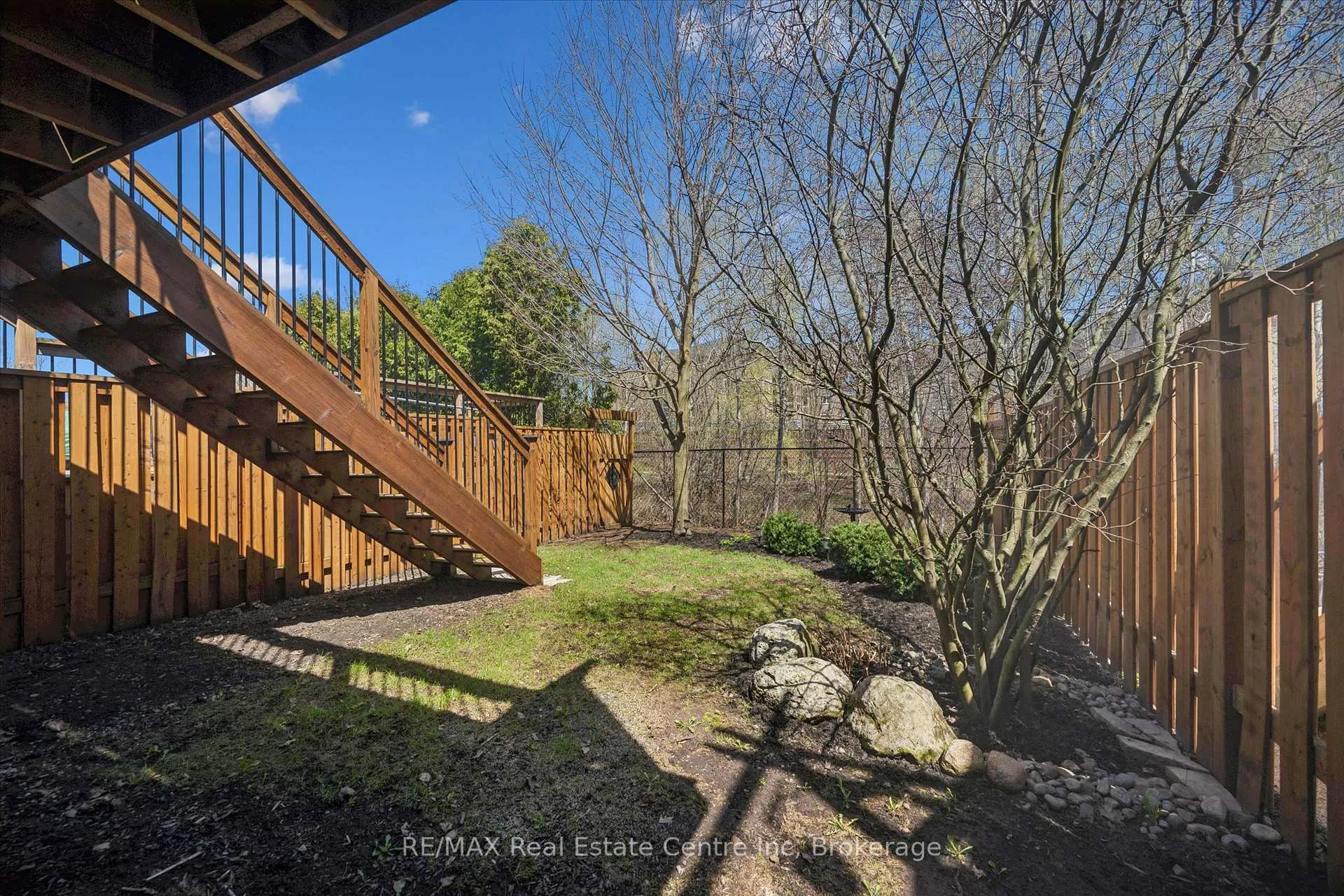 Photo 37 of 58 Clough Crescent, Guelph, Pineridge/Westminster Woods — HOMEH
