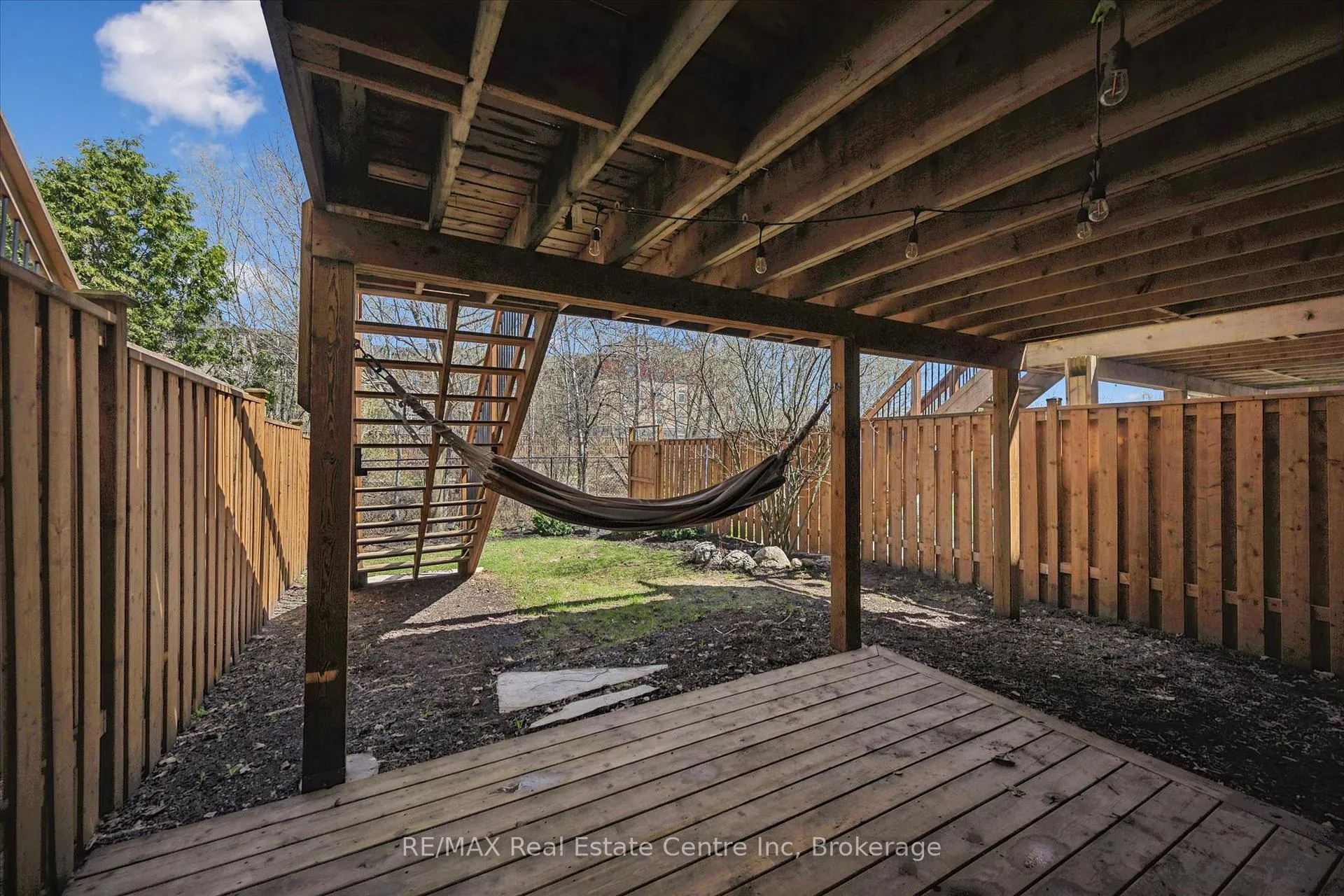 Photo 38 of 58 Clough Crescent, Guelph, Pineridge/Westminster Woods — HOMEH