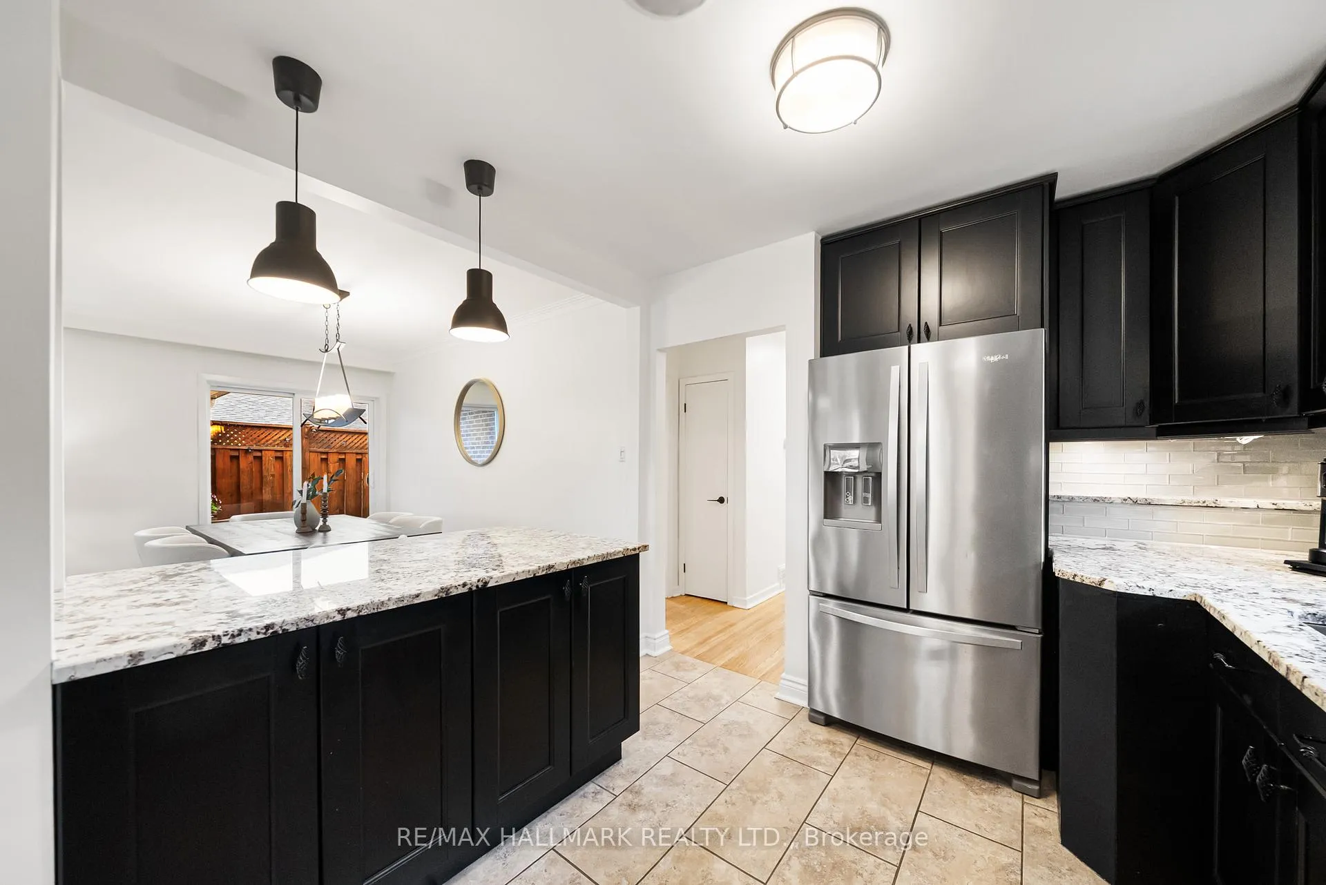 Photo 16 of 52 Richland Crescent, Etobicoke, Eringate-Centennial-West Deane — HOMEH