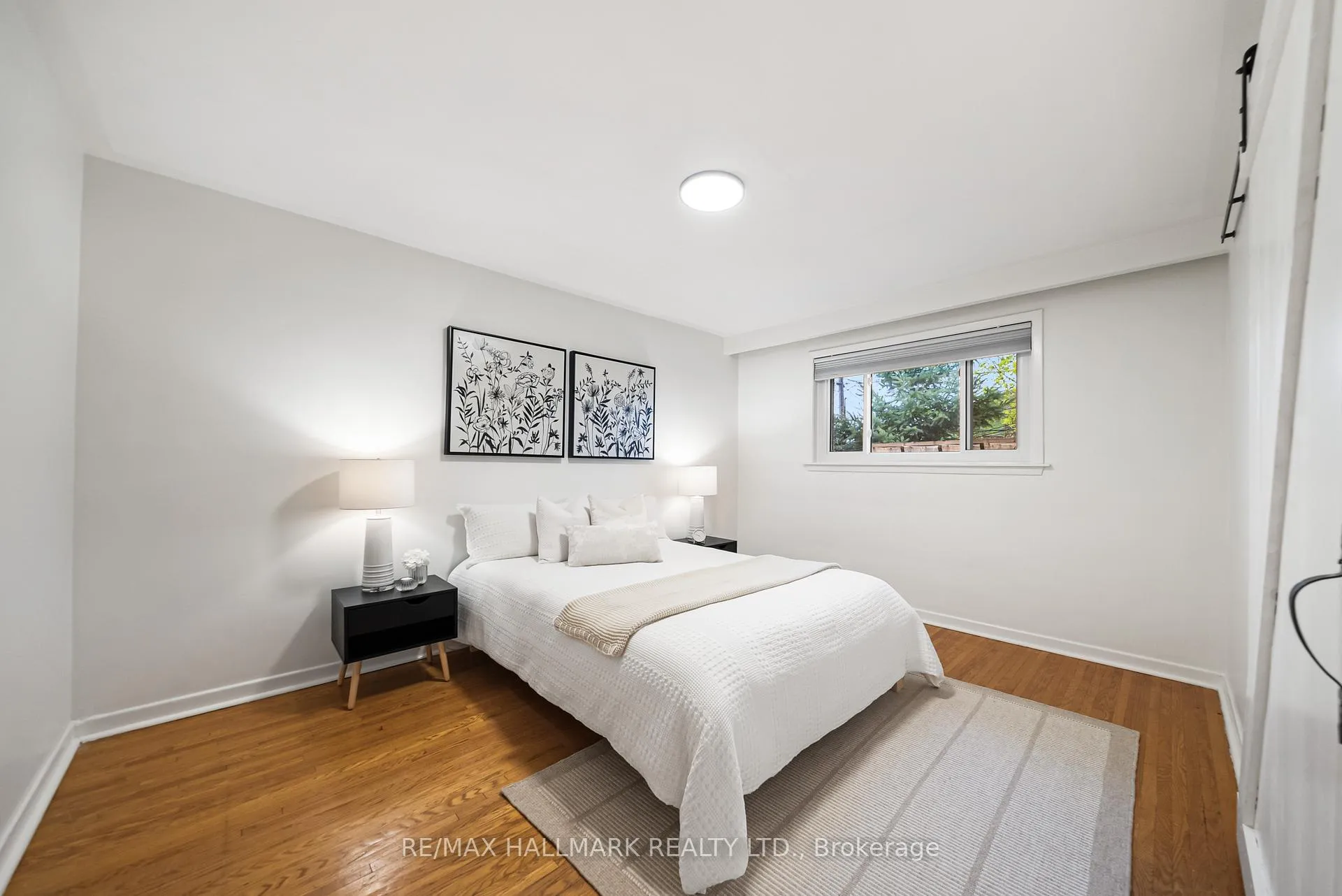 Photo 18 of 52 Richland Crescent, Etobicoke, Eringate-Centennial-West Deane — HOMEH