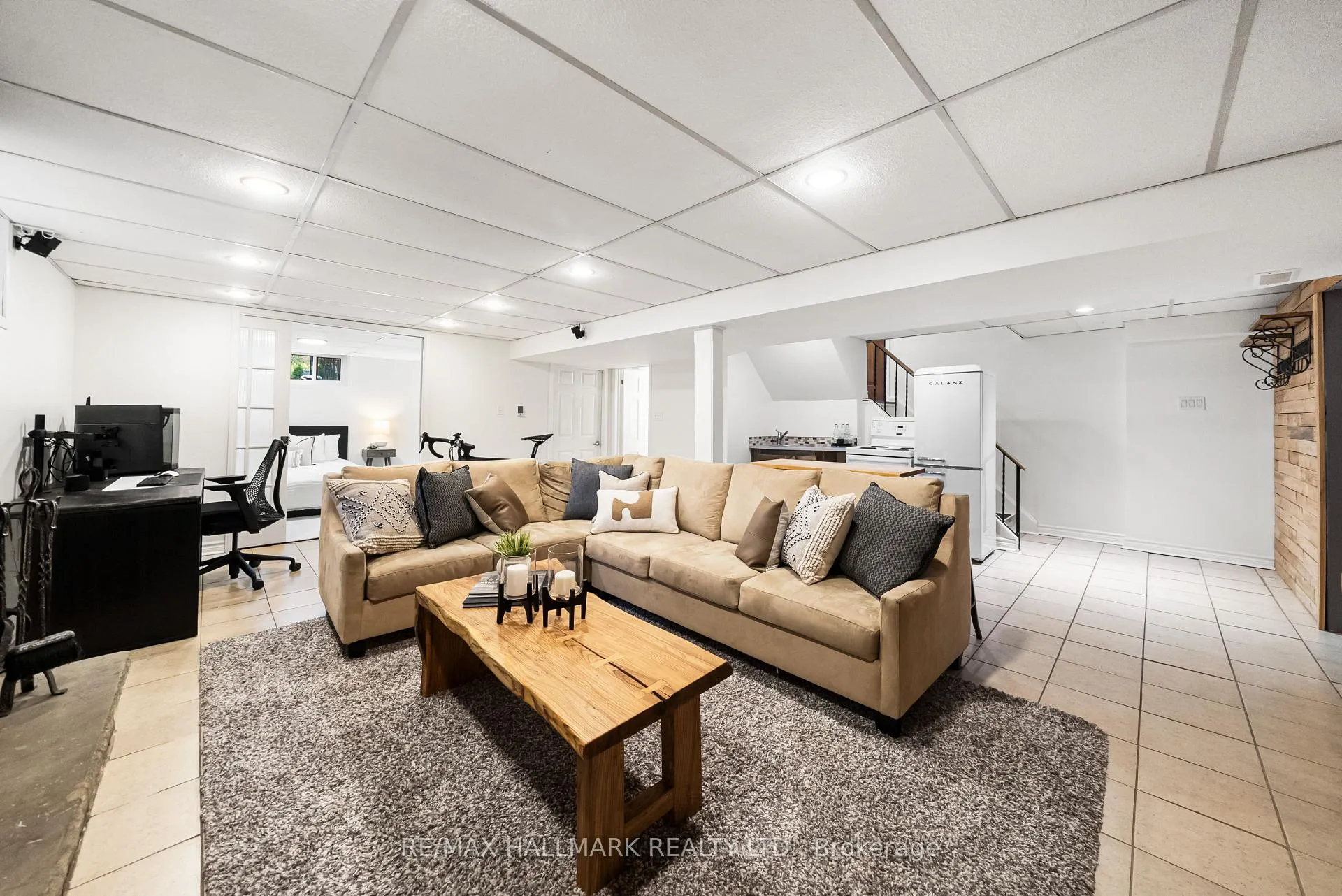 Photo 27 of 52 Richland Crescent, Etobicoke, Eringate-Centennial-West Deane — HOMEH