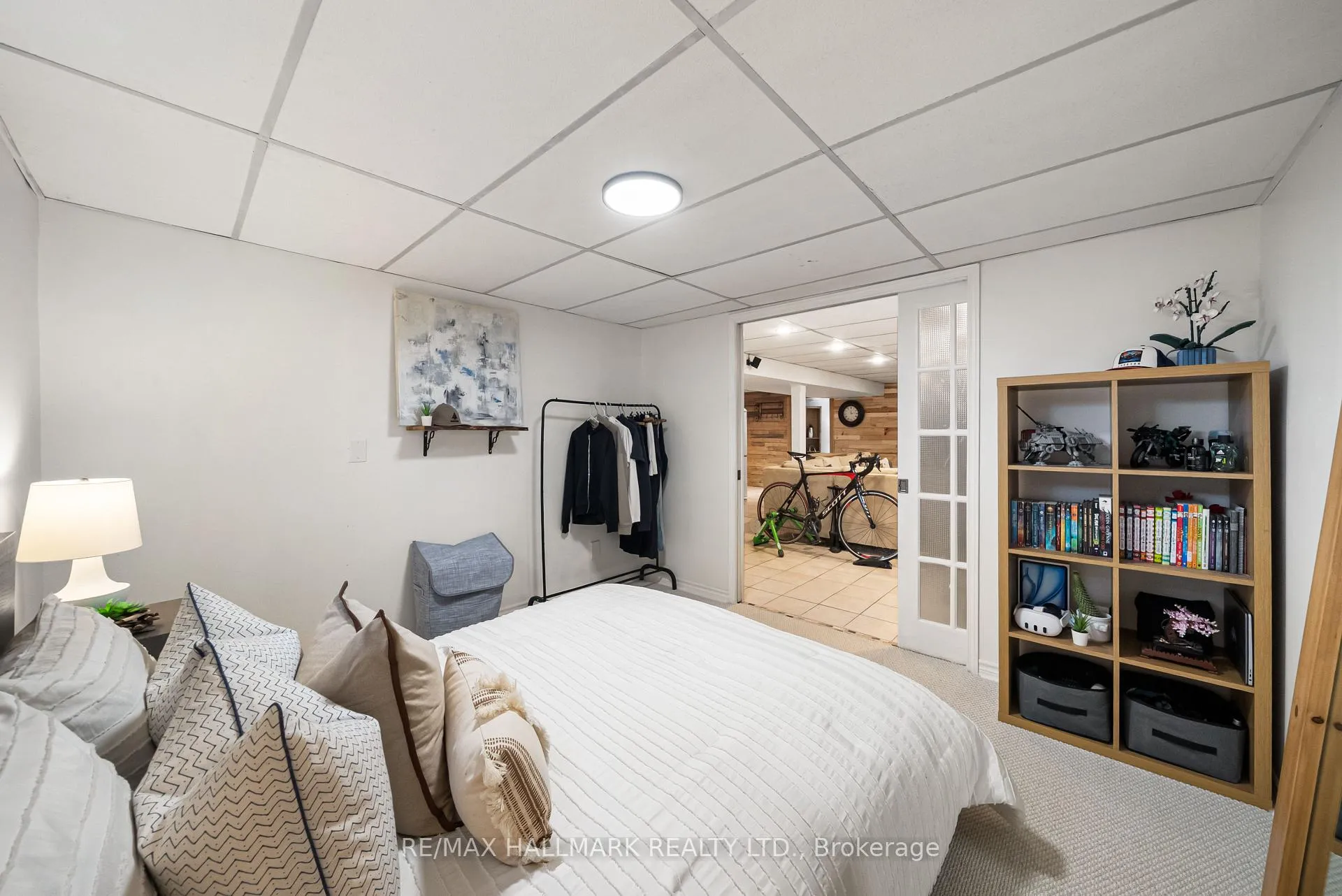Photo 34 of 52 Richland Crescent, Etobicoke, Eringate-Centennial-West Deane — HOMEH