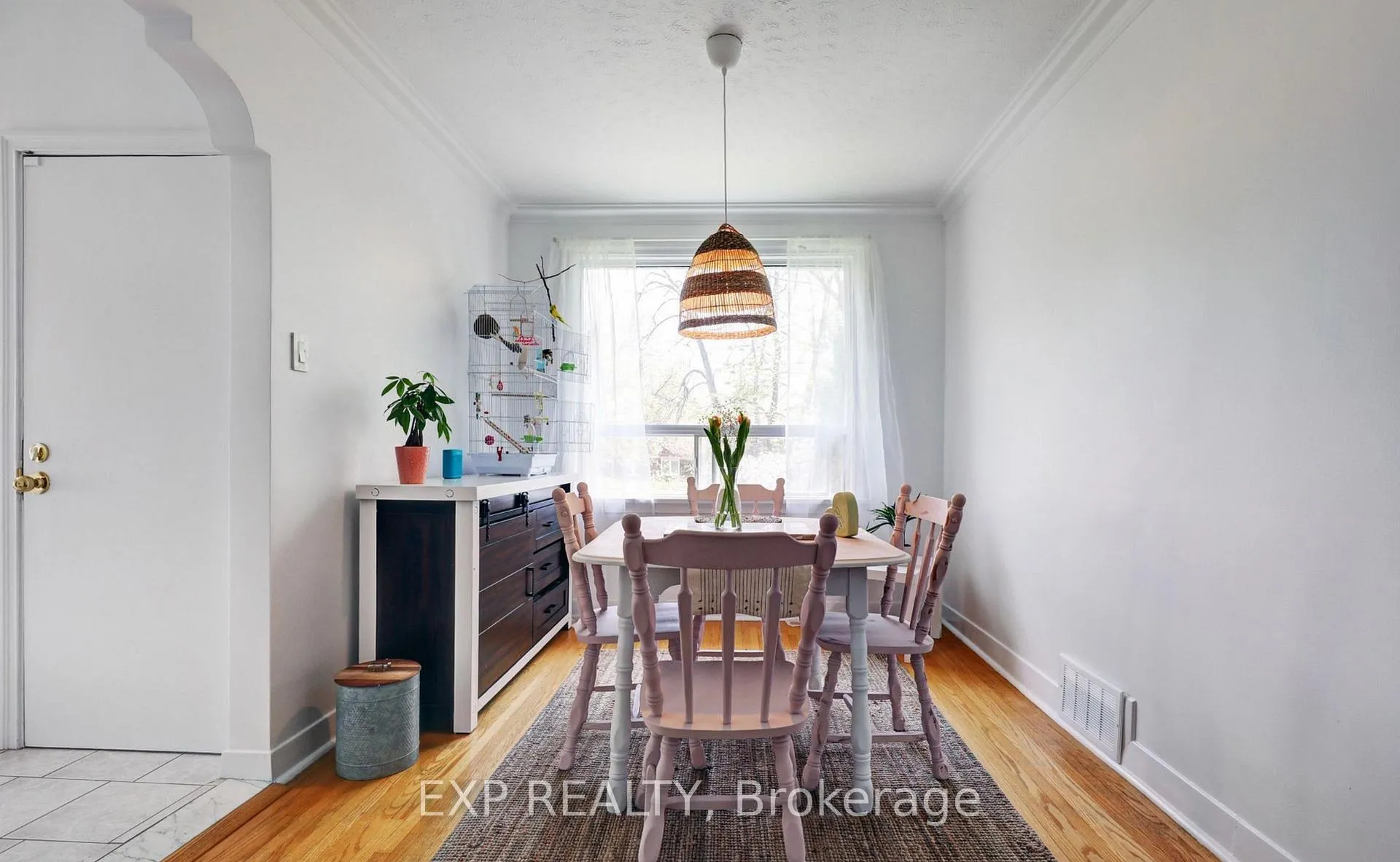 Photo 10 of 142 thompson Avenue, Etobicoke, Stonegate-Queensway — HOMEH