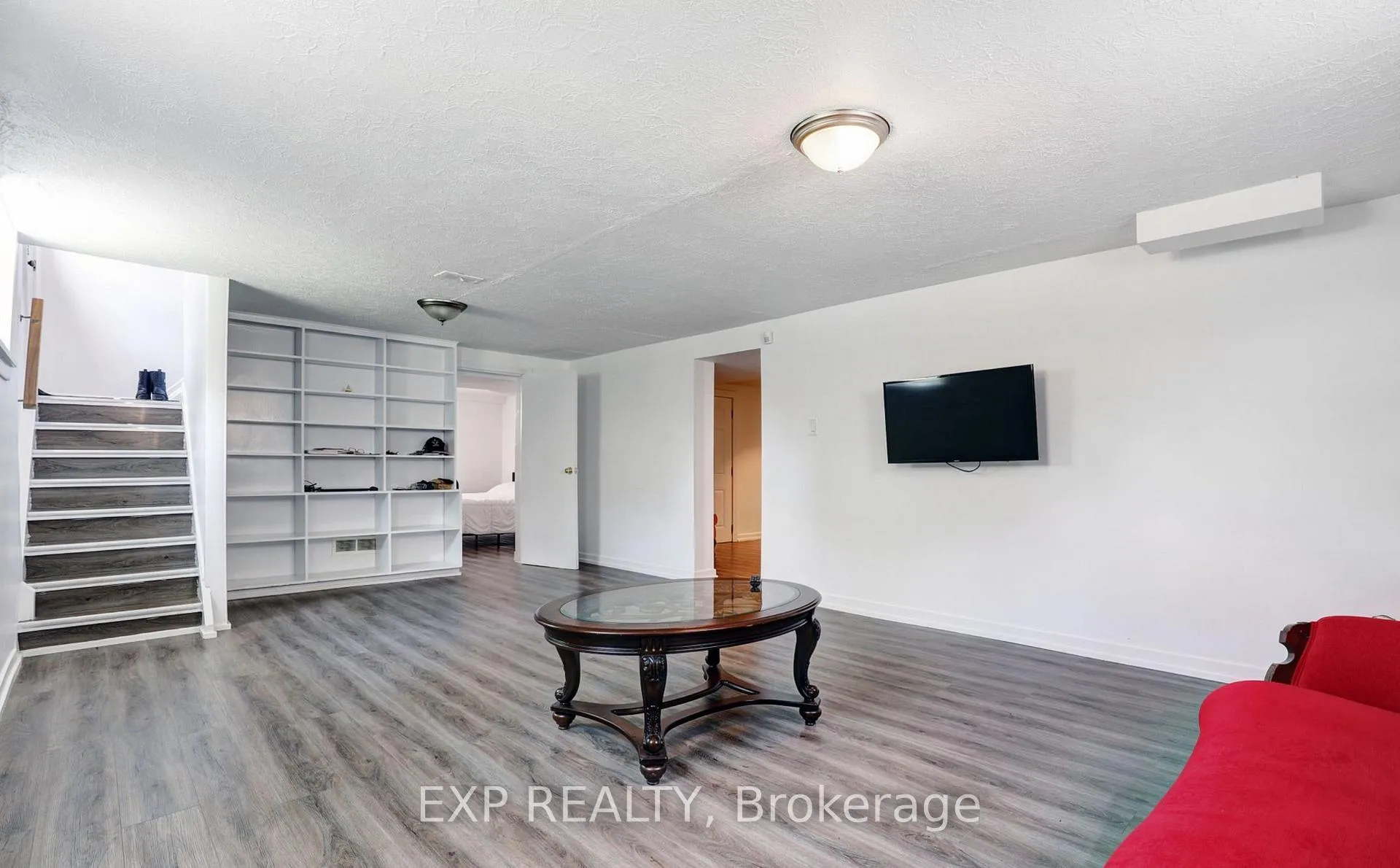 Photo 16 of 142 thompson Avenue, Etobicoke, Stonegate-Queensway — HOMEH