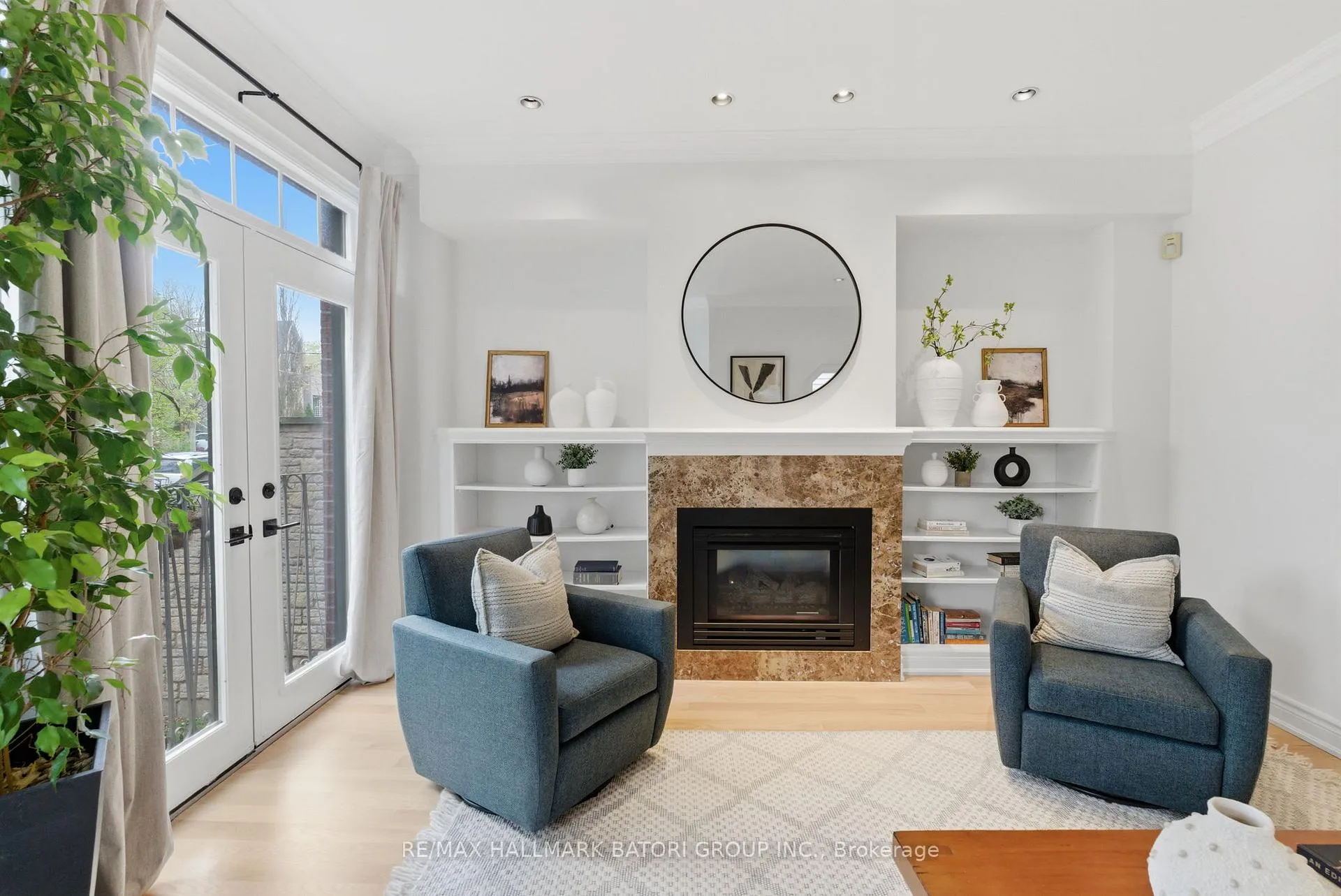 Photo 3 of 214 Ranleigh Avenue, Toronto, Lawrence Park North — HOMEH