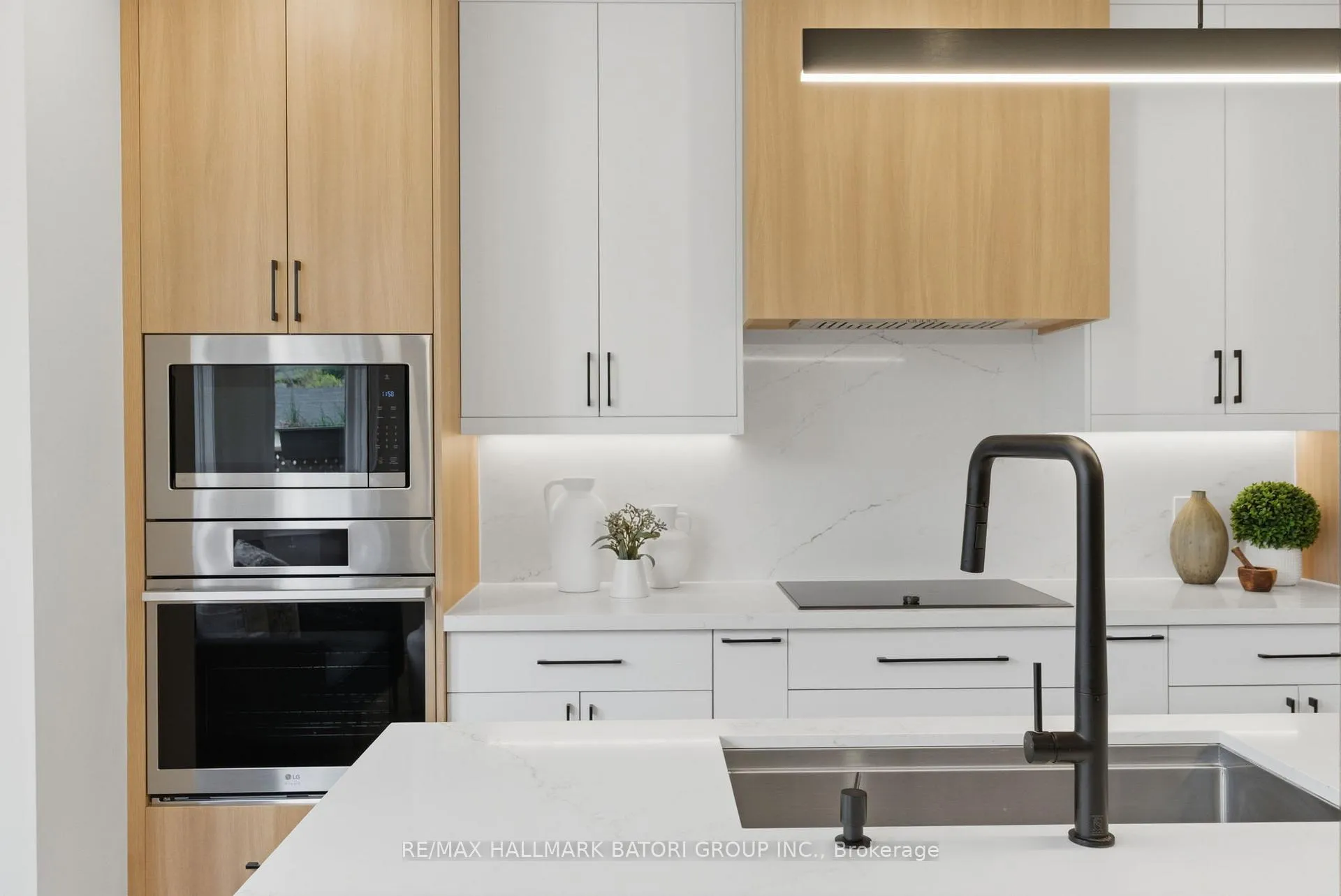 Photo 13 of 214 Ranleigh Avenue, Toronto, Lawrence Park North — HOMEH