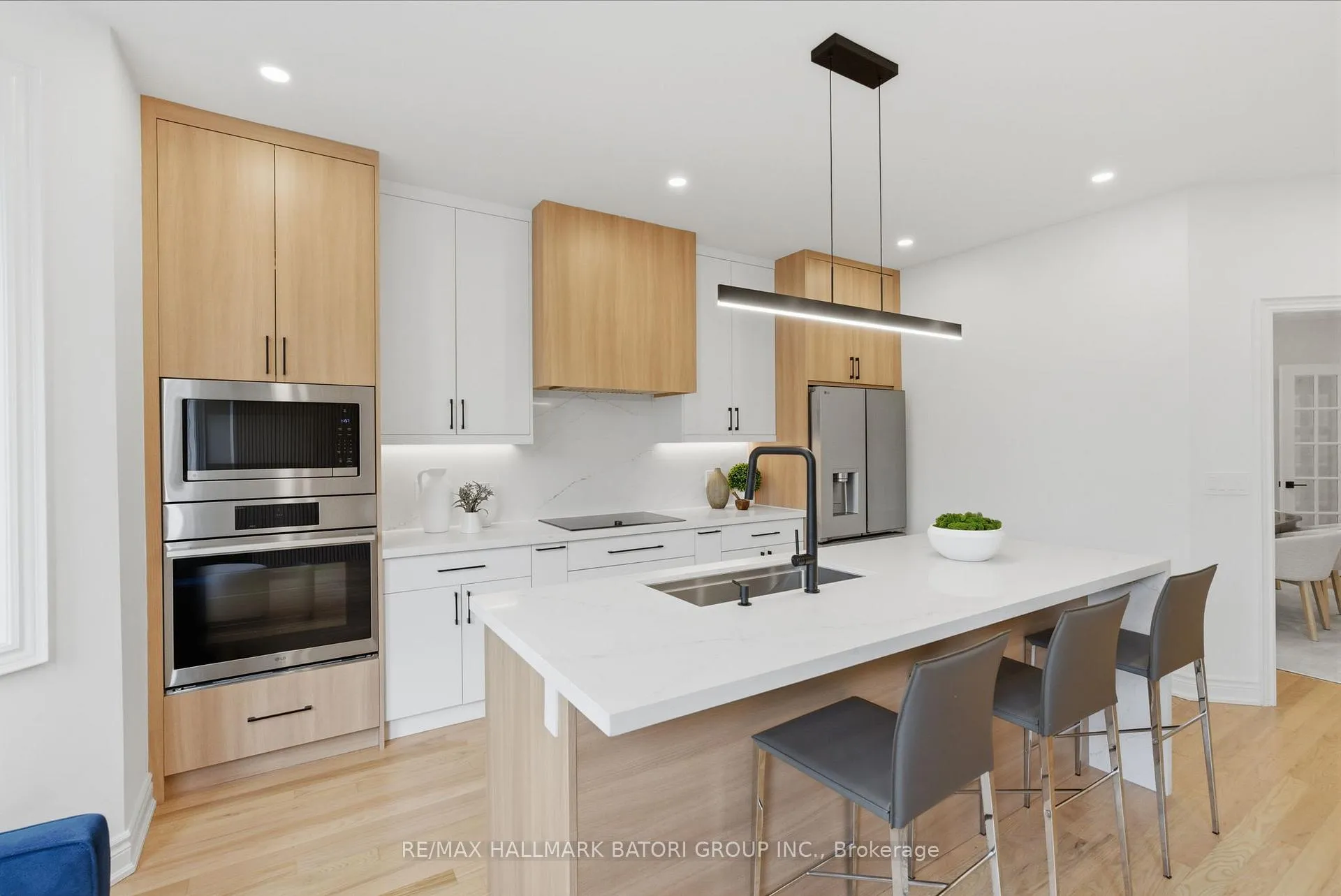 Photo 17 of 214 Ranleigh Avenue, Toronto, Lawrence Park North — HOMEH