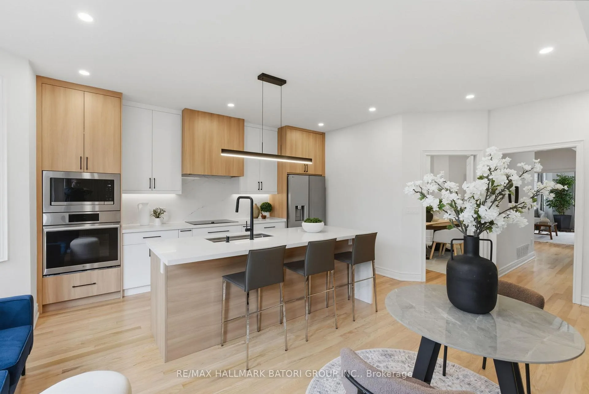 Photo 19 of 214 Ranleigh Avenue, Toronto, Lawrence Park North — HOMEH