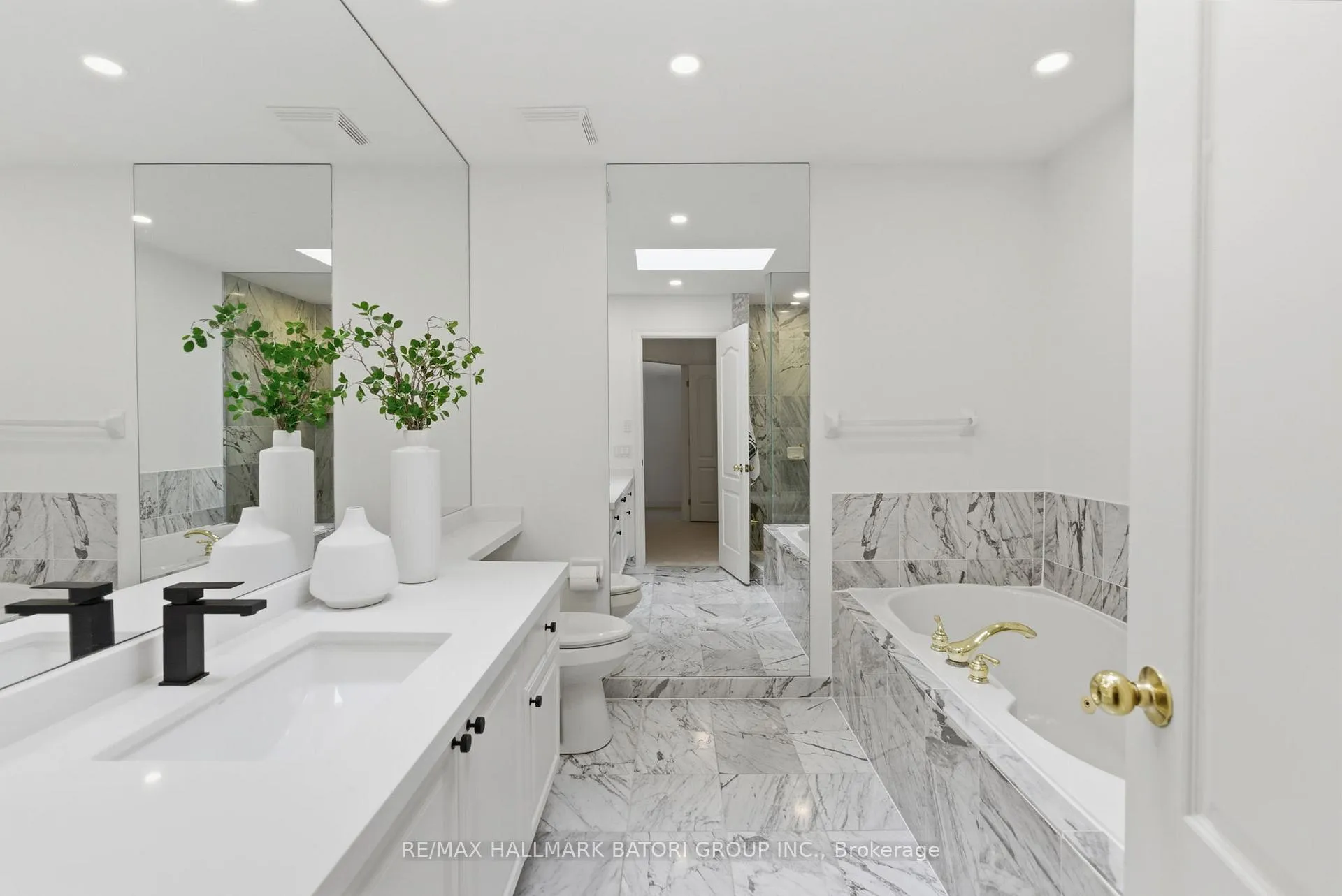 Photo 27 of 214 Ranleigh Avenue, Toronto, Lawrence Park North — HOMEH
